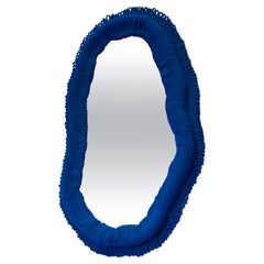 Miroir contemporain bleu foncé (personnalisable) Cynarina by Sarah Roseman