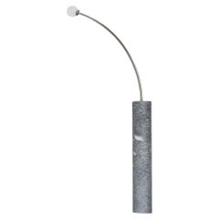 Lampadaire d'extérieur contemporain en marbre gris foncé Sam Chermayeff