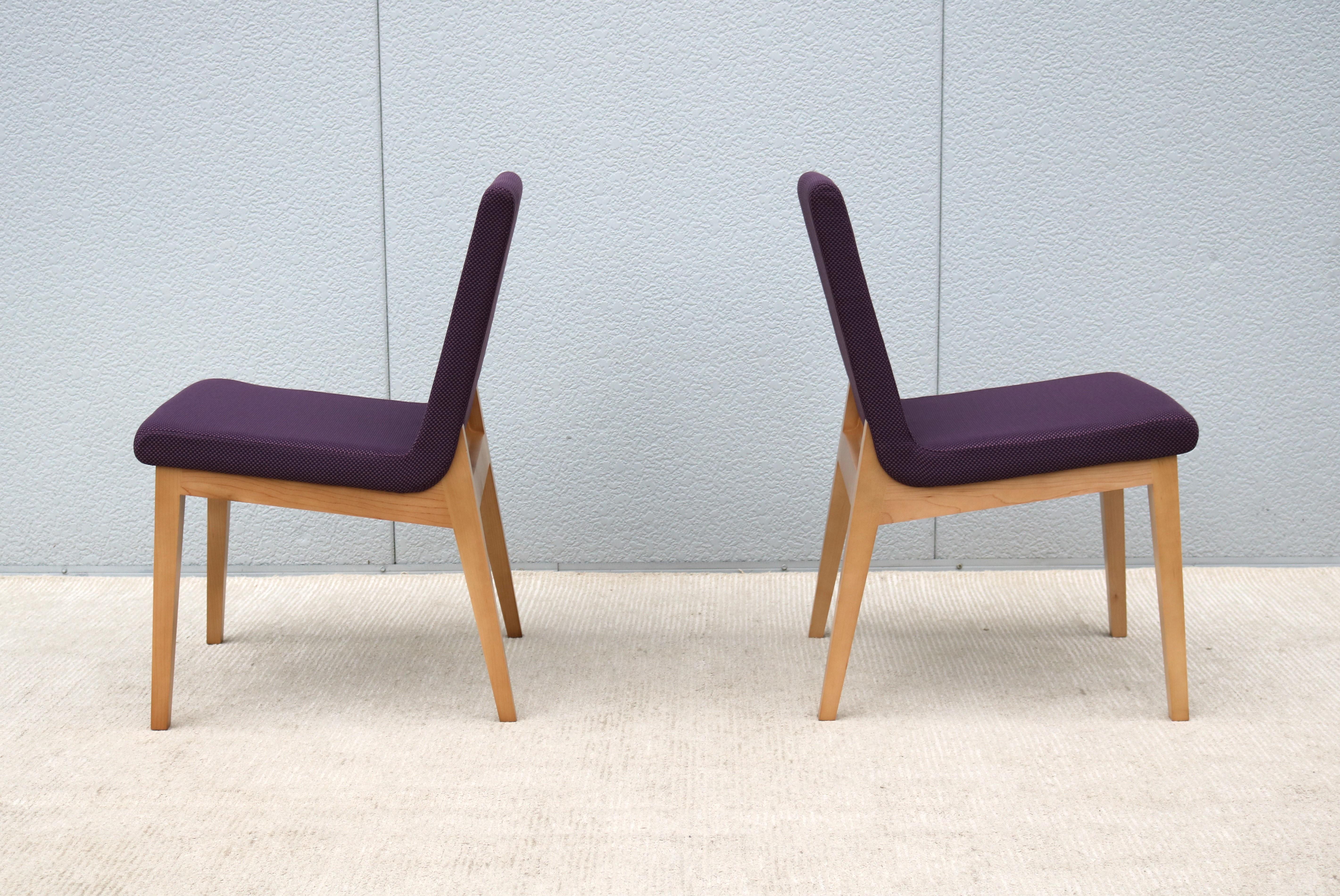 Contemporary David Mocarski für Gunlocke Tia Side Guest Chairs Brandneu, ein Paar im Angebot 2