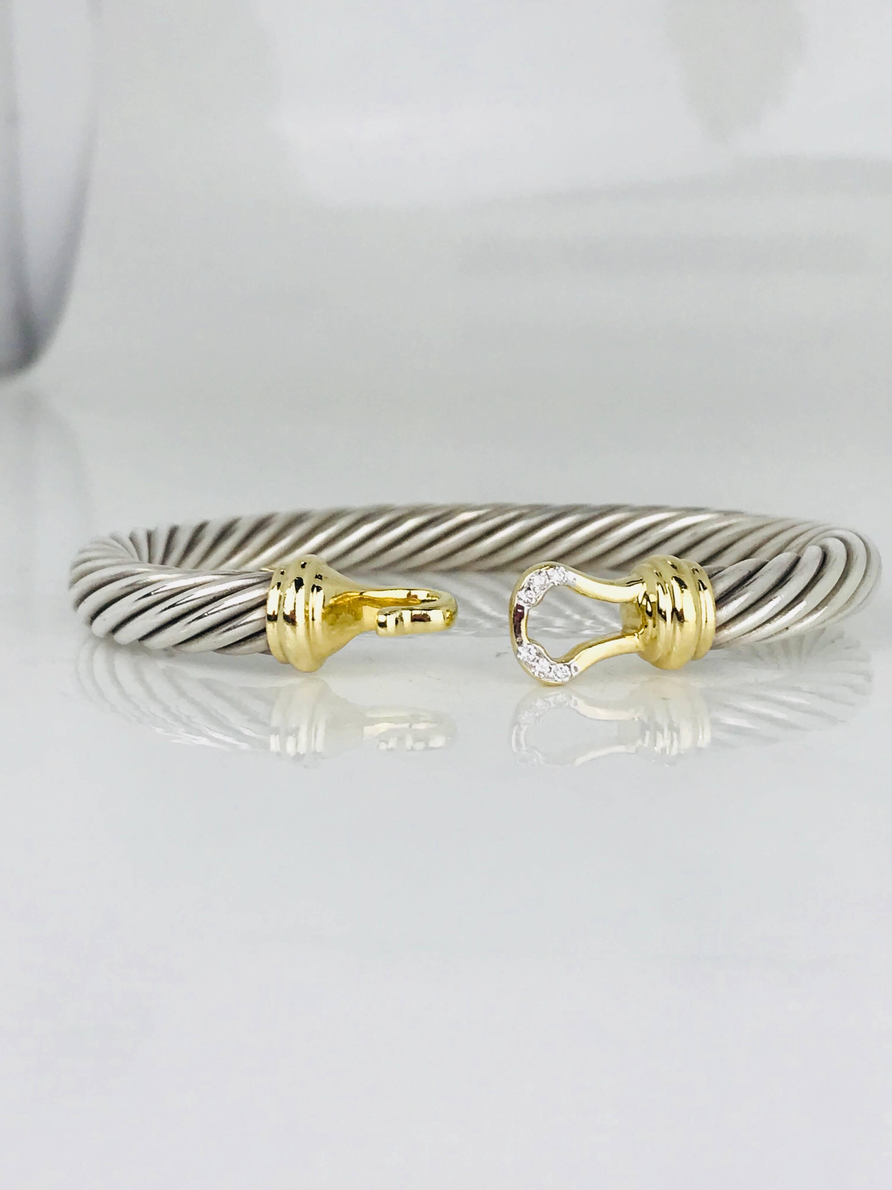 Women's Contemporary David Yurman, 18 Karat Gold Sterling Cable Diamond Clasp Bracelet For Sale