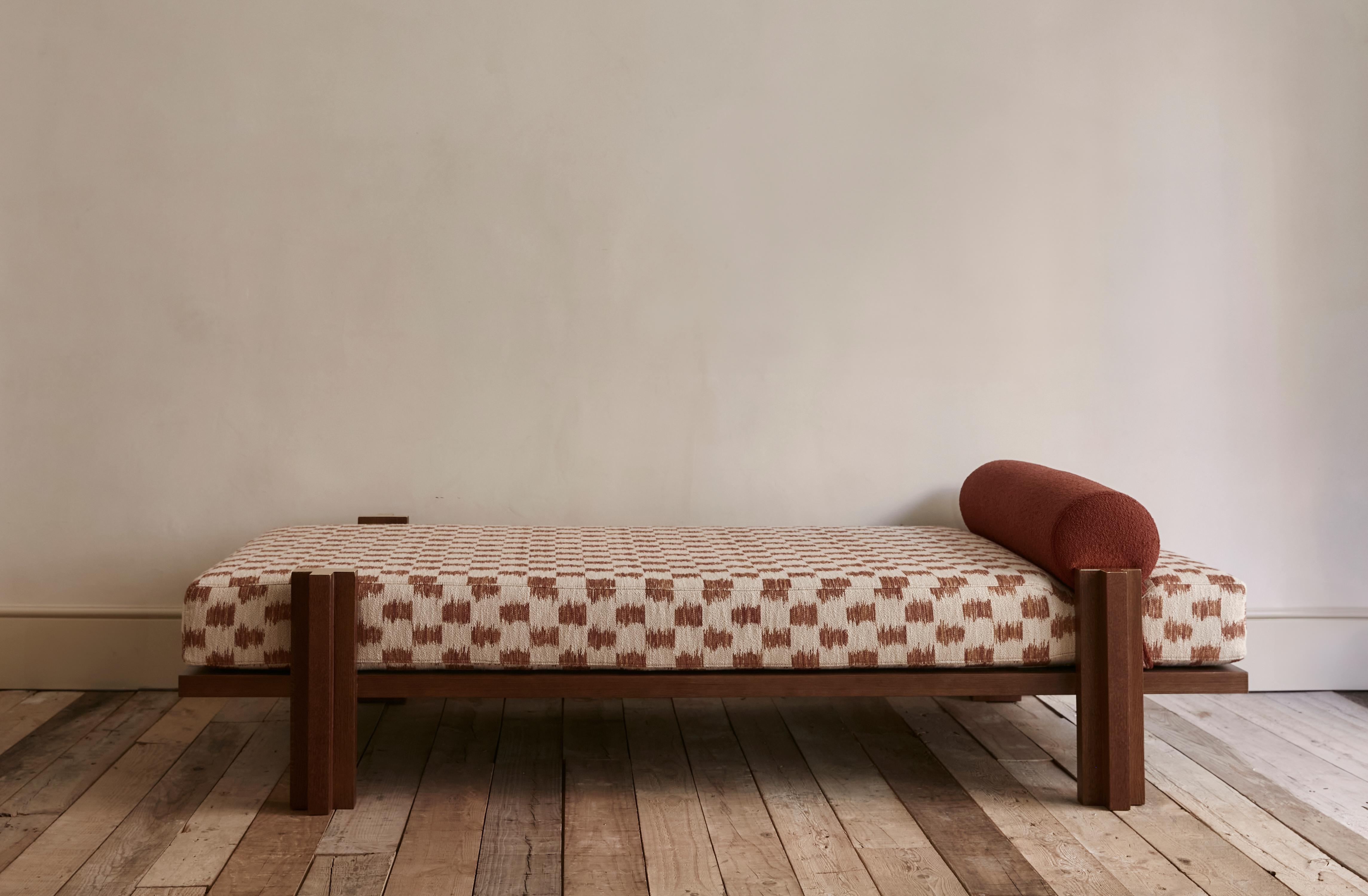 One of a kind piece created by spanish architecture studio Sierra de la Higuera. It is a resting element, chaise lounge type, structure in walnut veneer. Details in brass that finish the structure of the piece. The textile upholstery can be combined