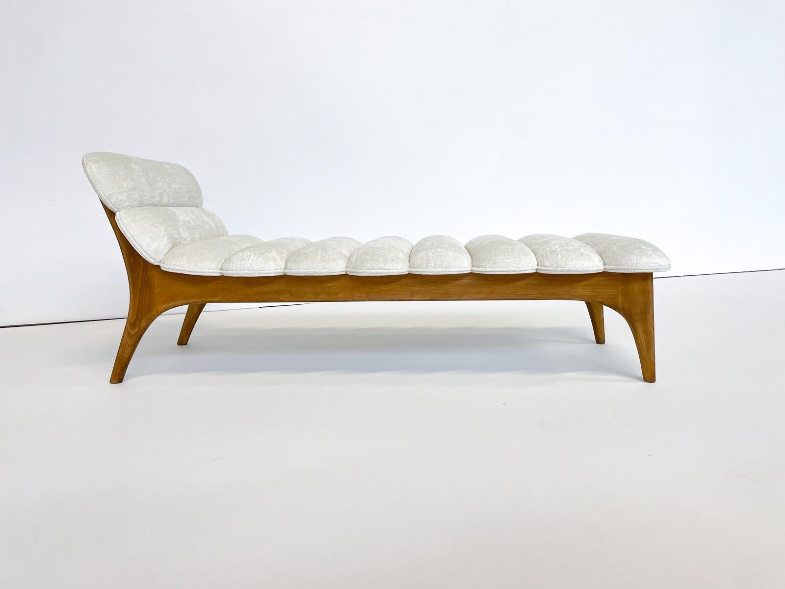 Contemporary Daybed, Wood and Fabric, Italy For Sale 3