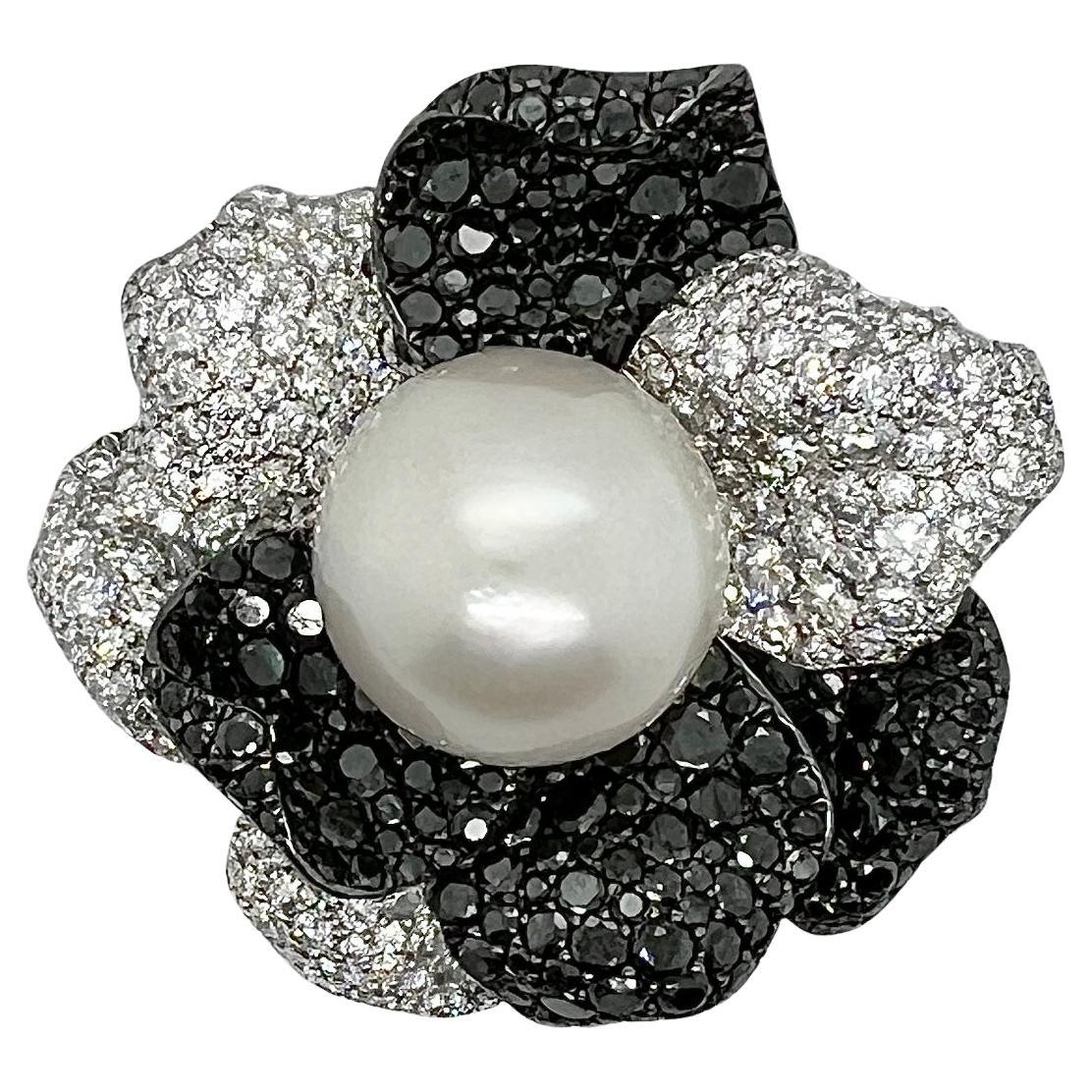 Contemporary De Grisogono Black and White Diamonds and Pearl Flower Brooch