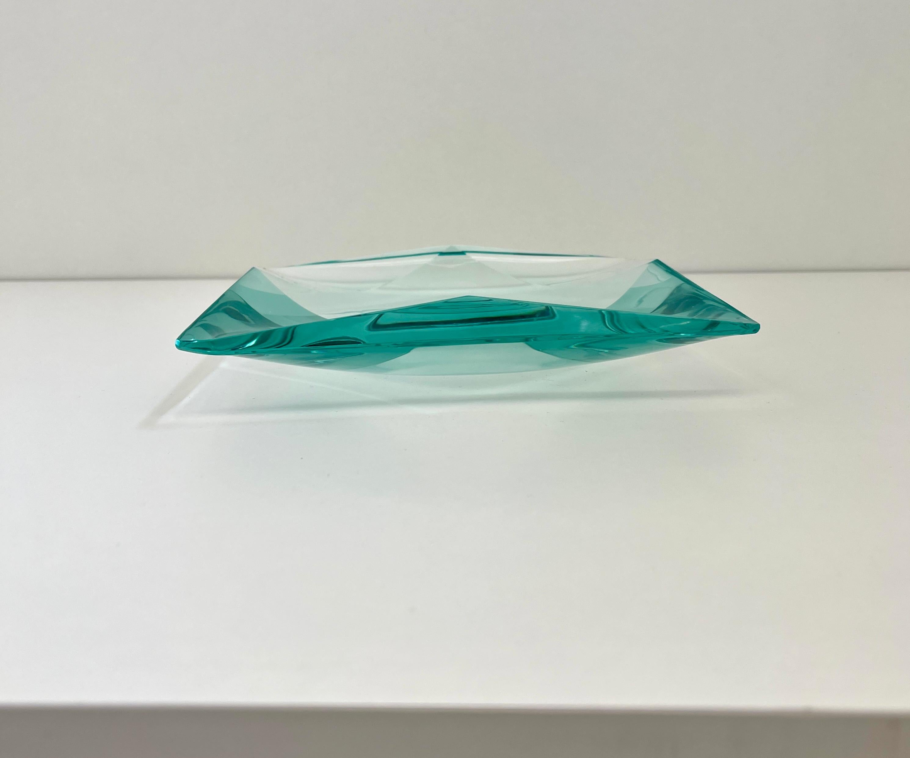 Contemporary Decorative Handmade Crystal Bowl by Ghiró Studio For Sale 5