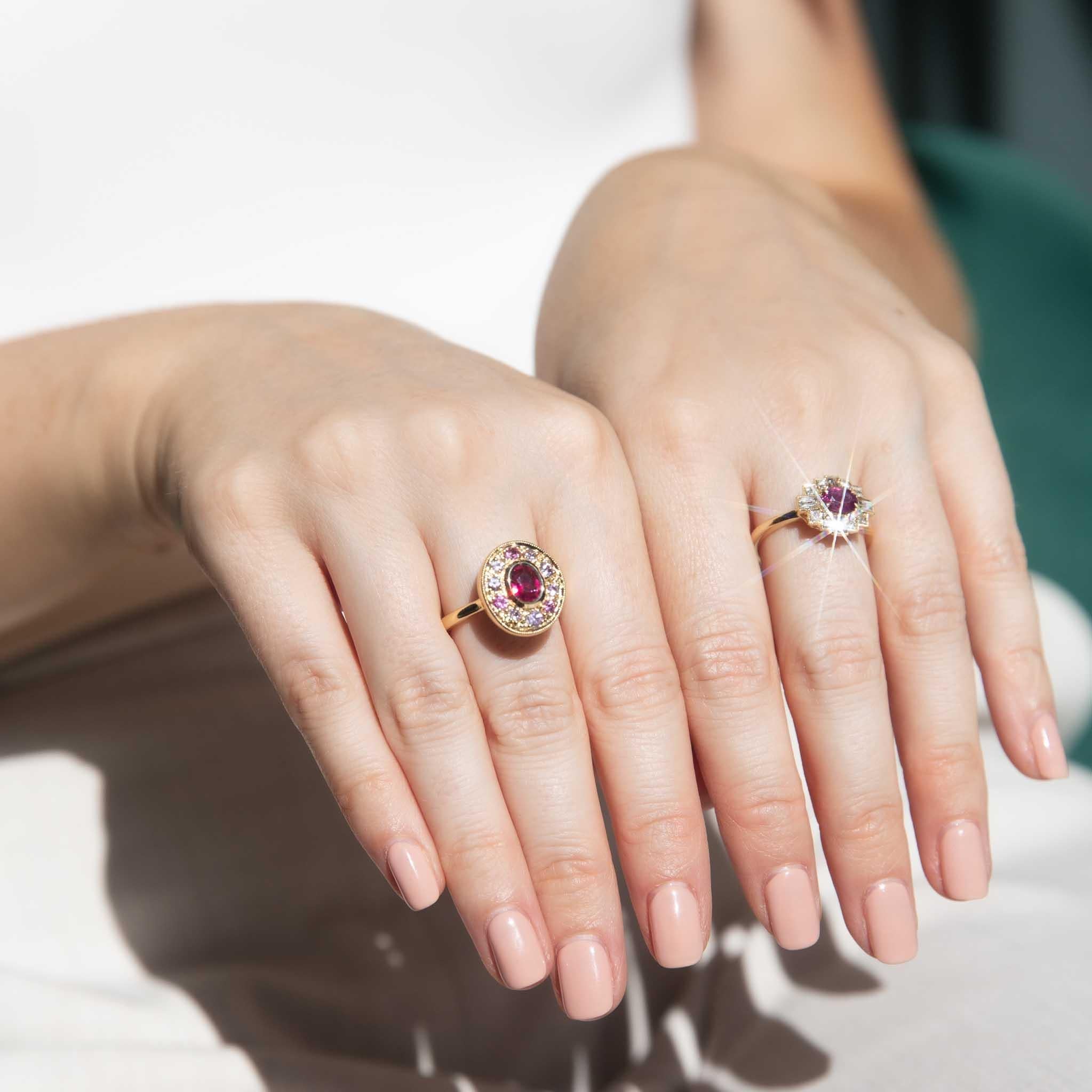 Contemporary Deep Vivid Pink Tourmaline & Sapphire Halo Ring 18 Carat Gold In New Condition For Sale In Hamilton, AU