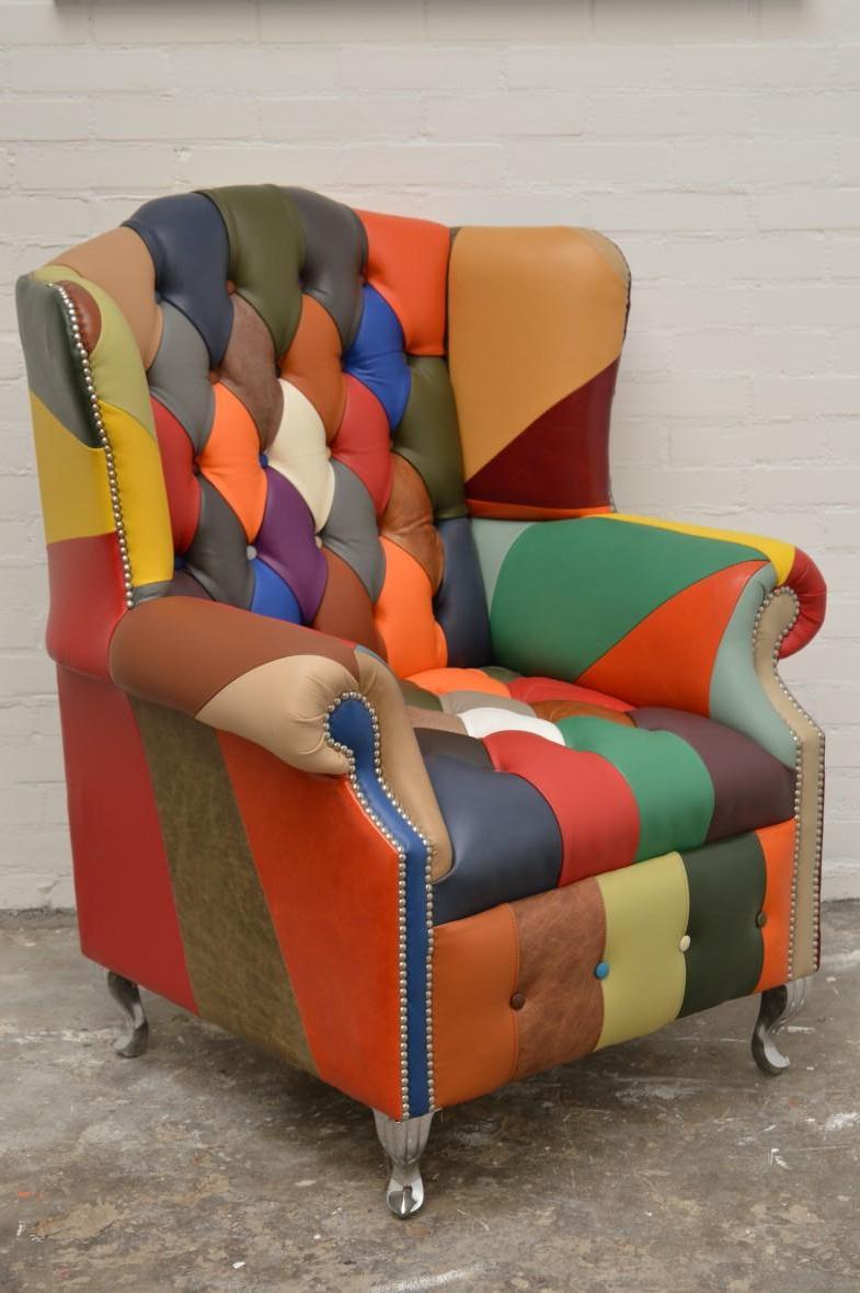 Contemporary Delta's Eleanor Color Chesterfield Chair In Excellent Condition For Sale In Eindhoven, NL
