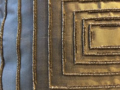 Contemporary Design Hand bestickte Kissen in Seide Farbe Peppercorn Brown