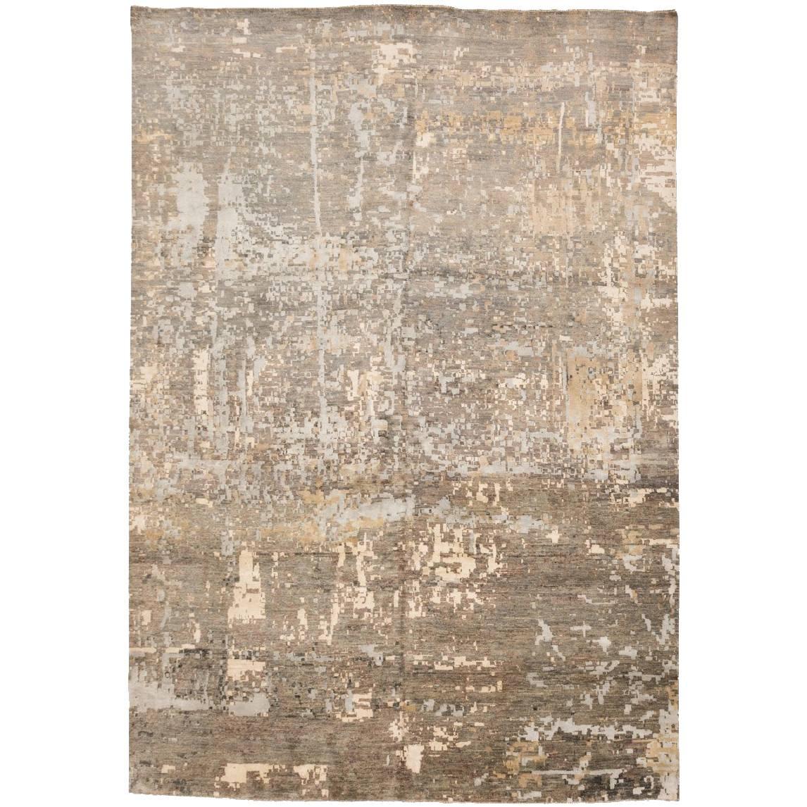 Contemporary Design Rug in Gray and Beige Tones