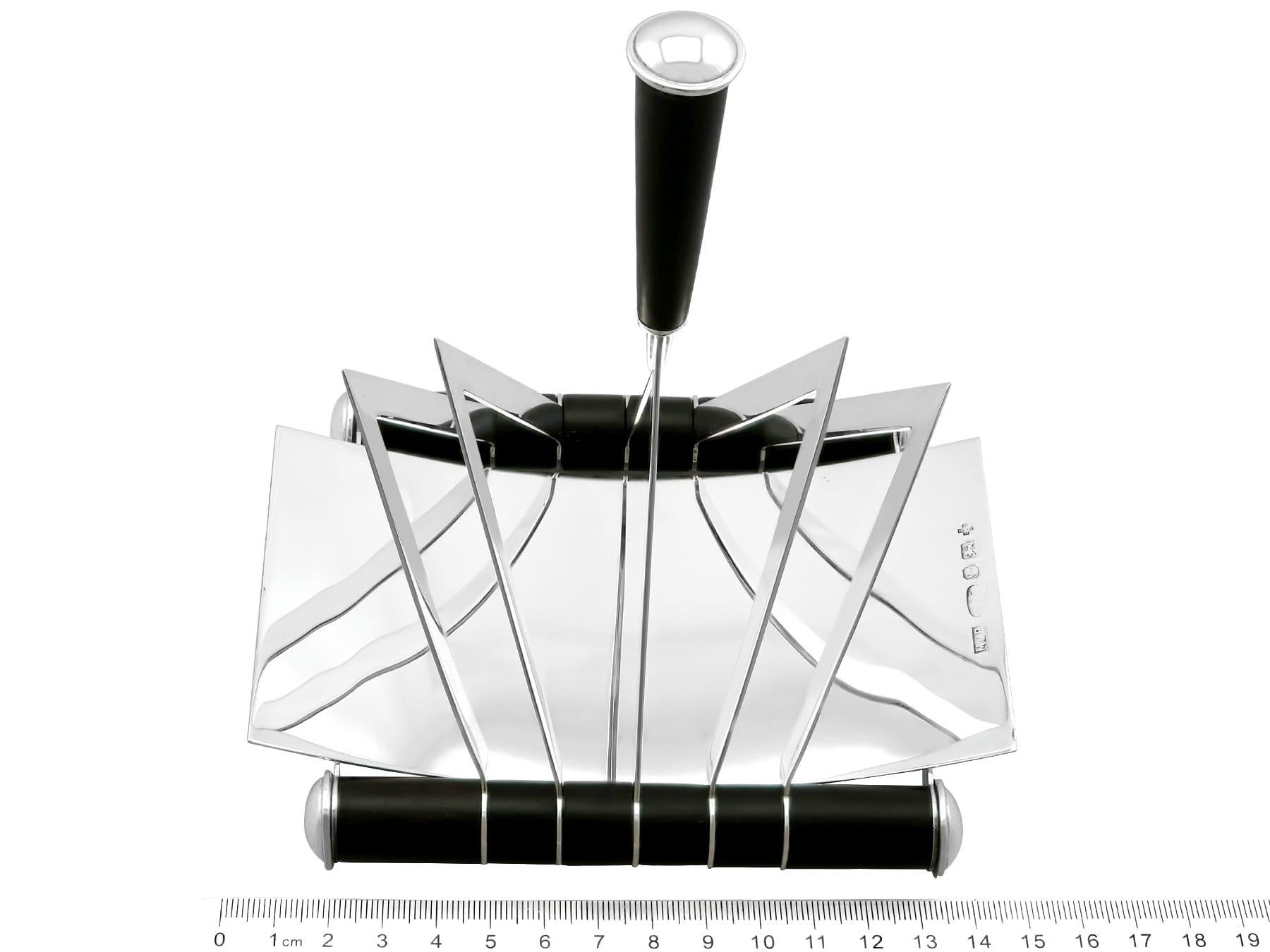 Contemporary Design Style Sterling Silver Toast Rack For Sale 5