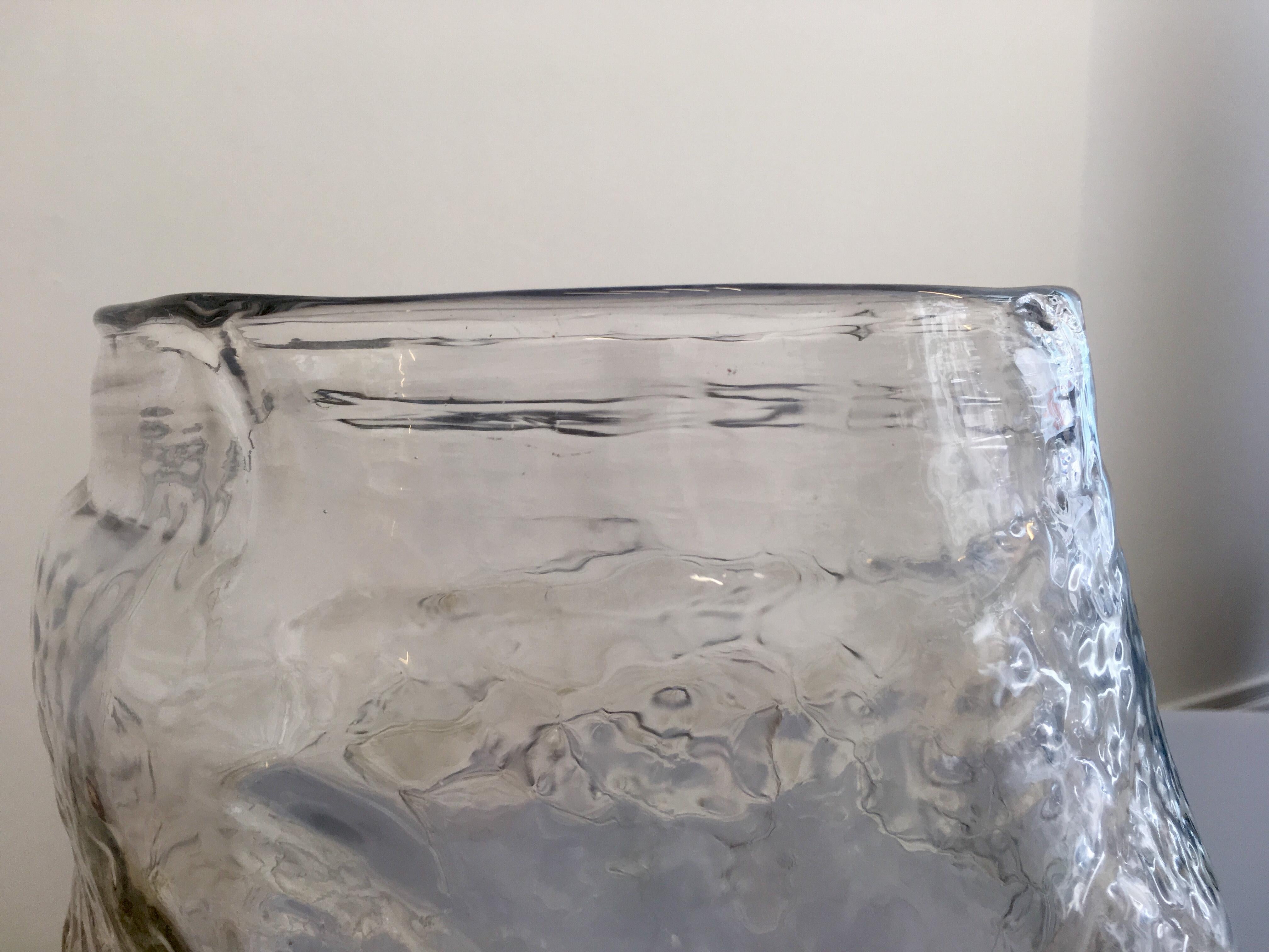 Contemporary Design Einzigartige Glasvase 'Mountain' von FOS - Klar (Postmoderne) im Angebot