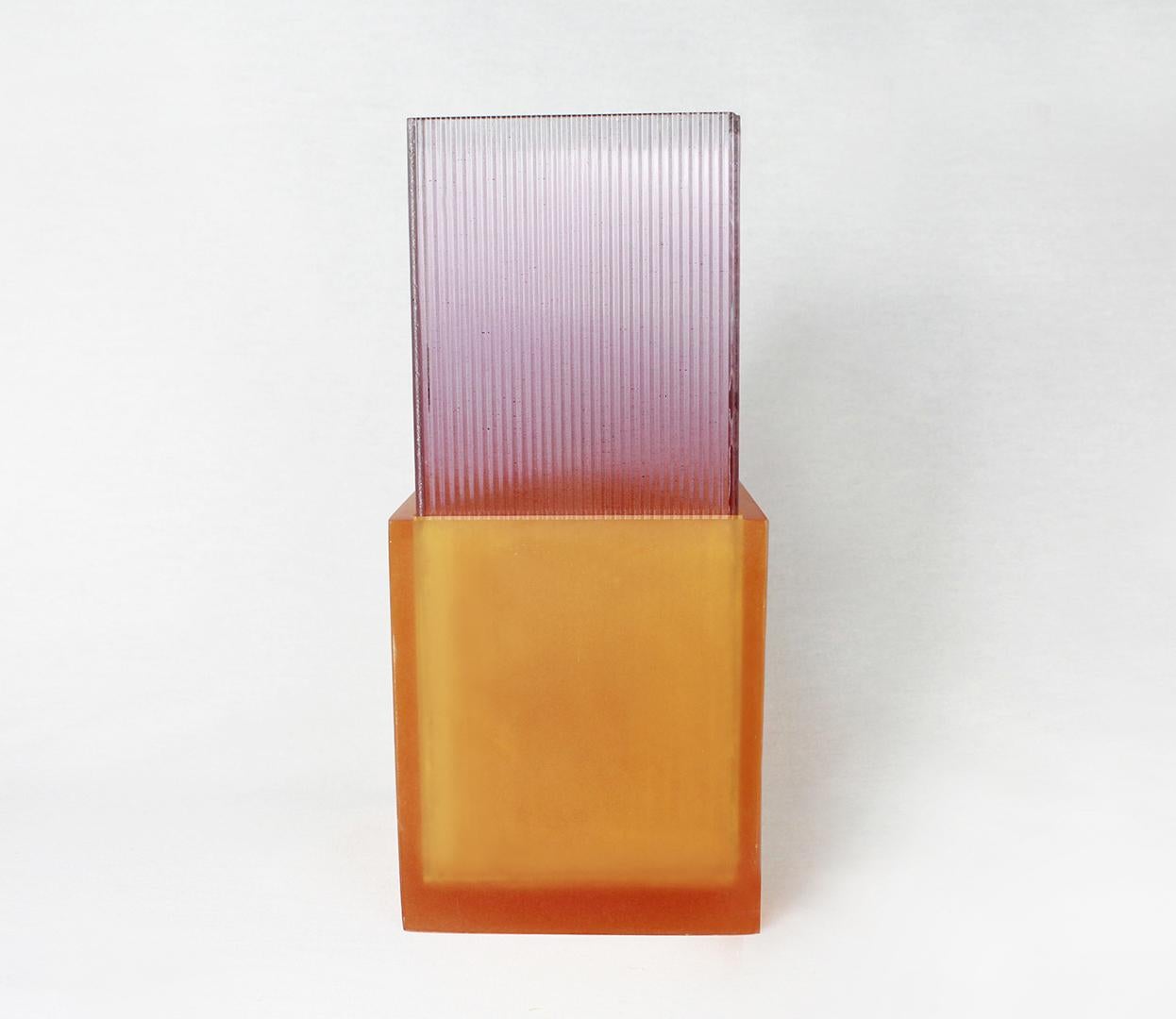 Contemporary Design Vase in Resin Glass Handcrafted Orange and Pink Color For Sale 1