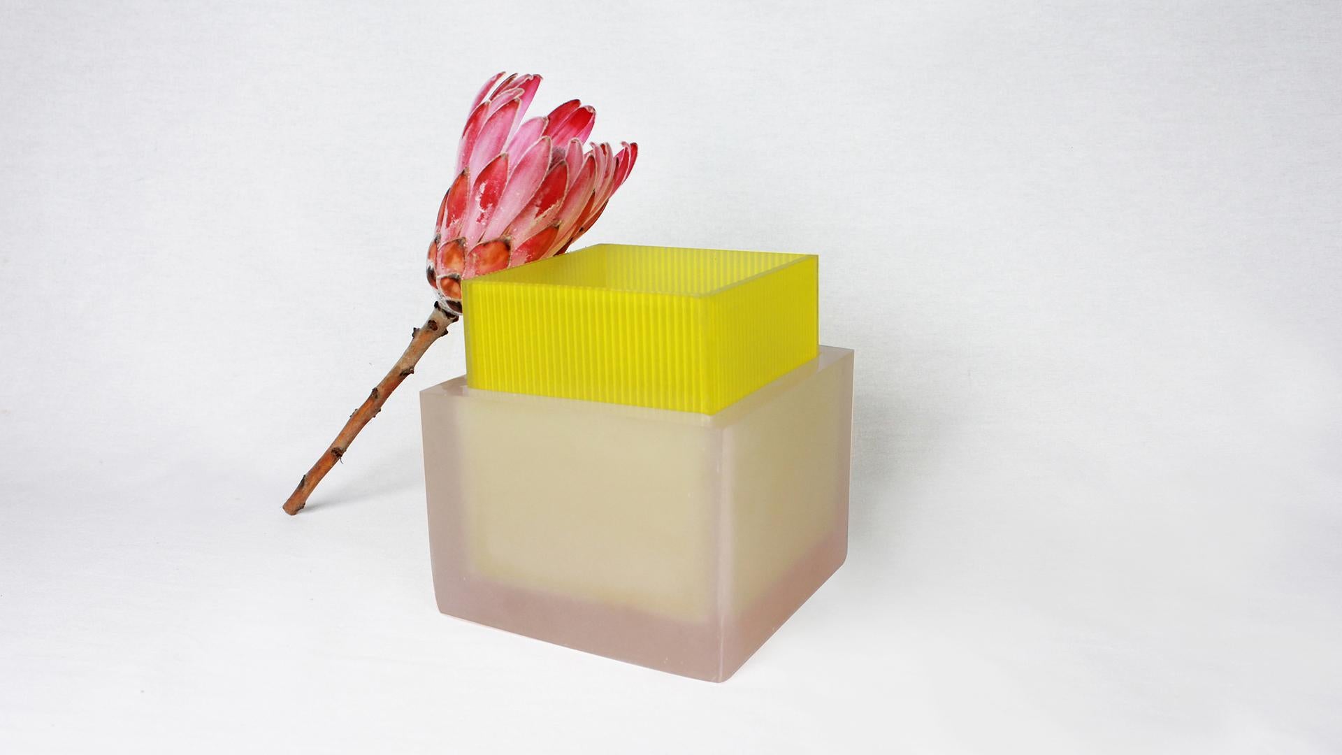 Contemporary Design Vase in Resin Glass Handcrafted Yellow and Pink Color In New Condition For Sale In Milano, IT