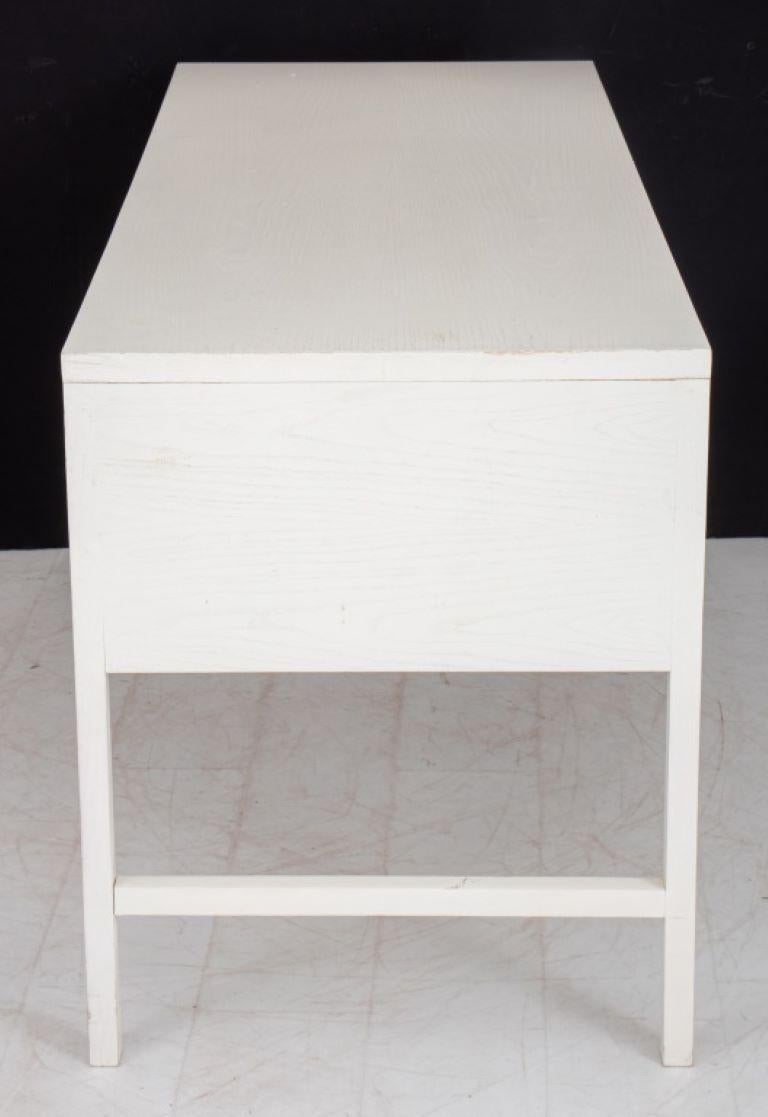 Contemporary Design White Desk with 3 Drawers 2