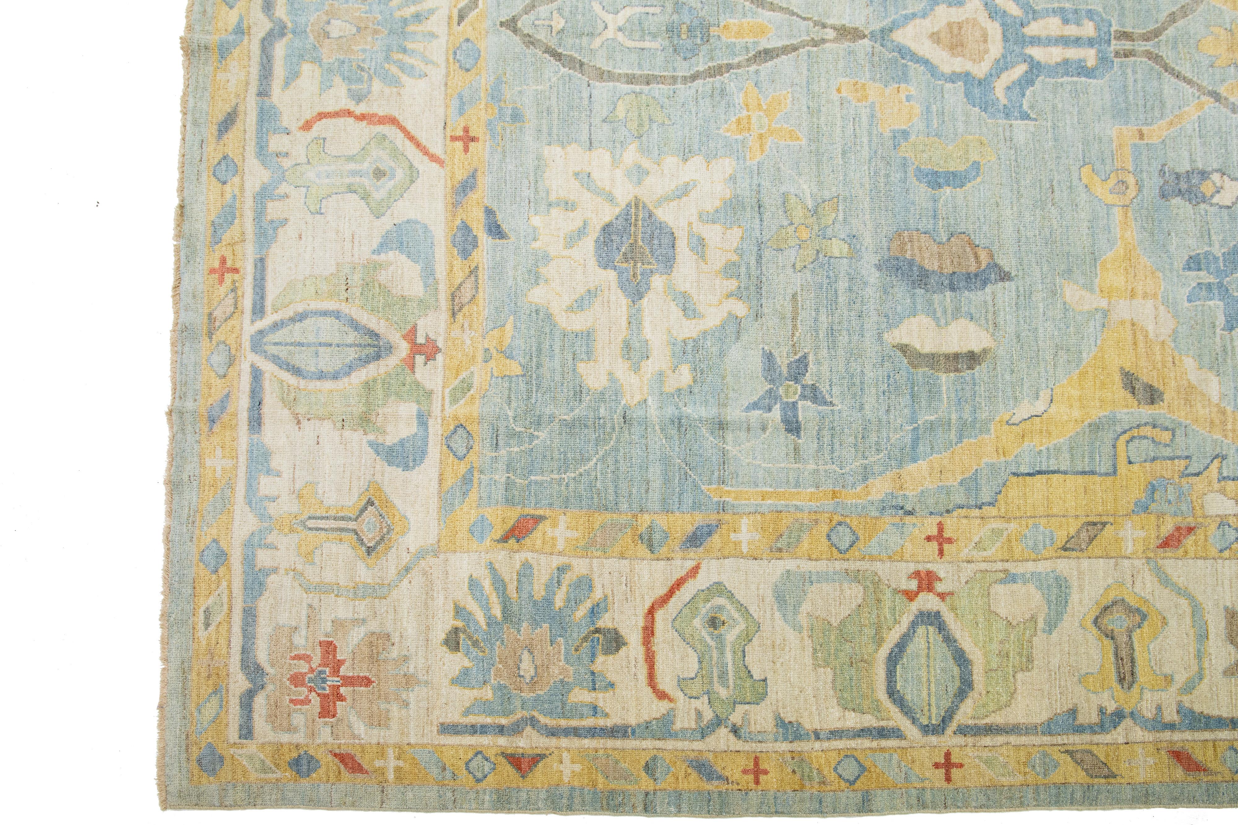  Contemporary Designed Sultanabad Oversize Wool Rug In Blue In New Condition For Sale In Norwalk, CT