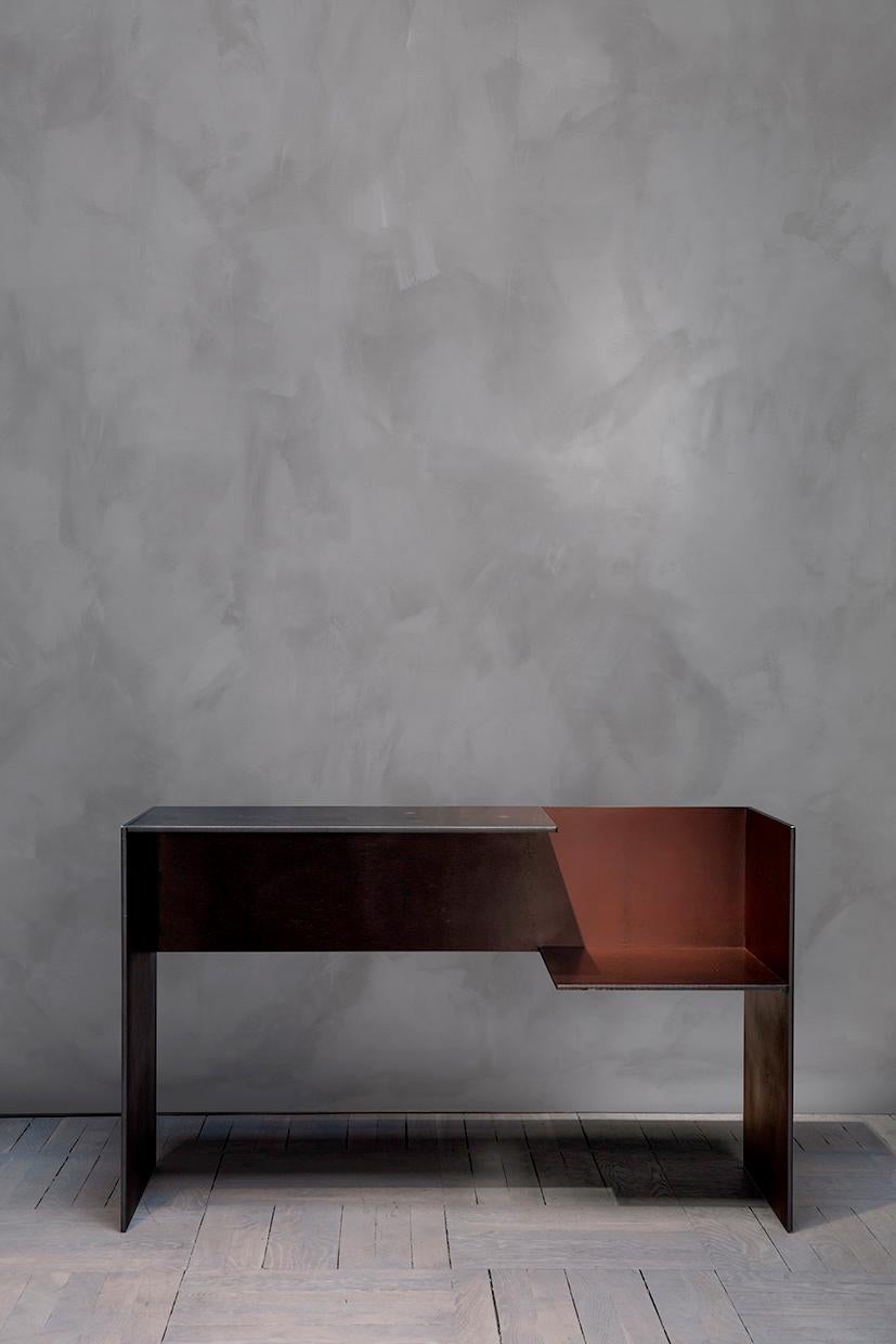 Escritorio Un Asiento Acero Azul Oxidado Contemporáneo MSB 302.1 by M.Subiràs Siglo XXI y contemporáneo en venta