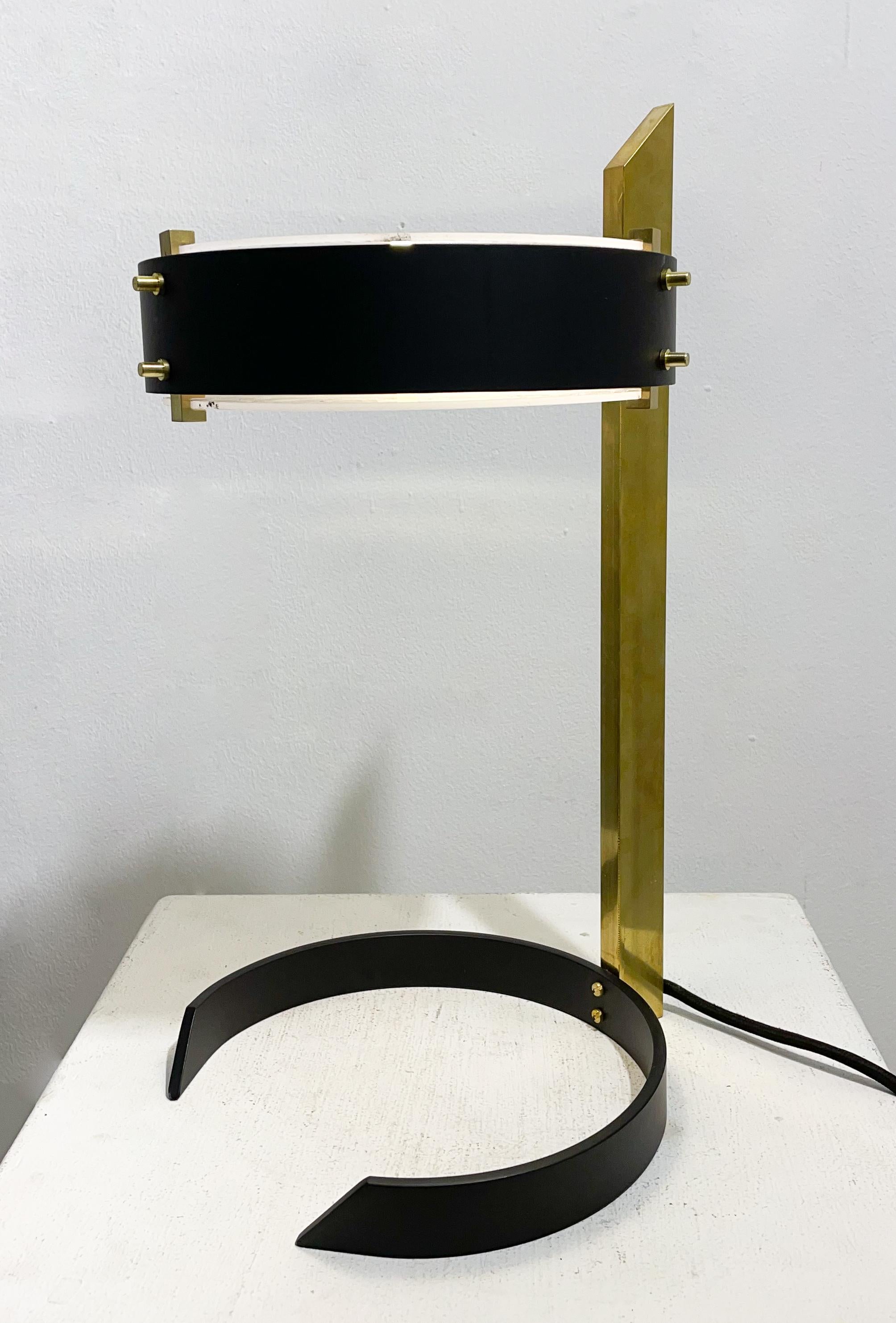 Italian Contemporary Desk Lamp, Brass and Metal, Italy For Sale