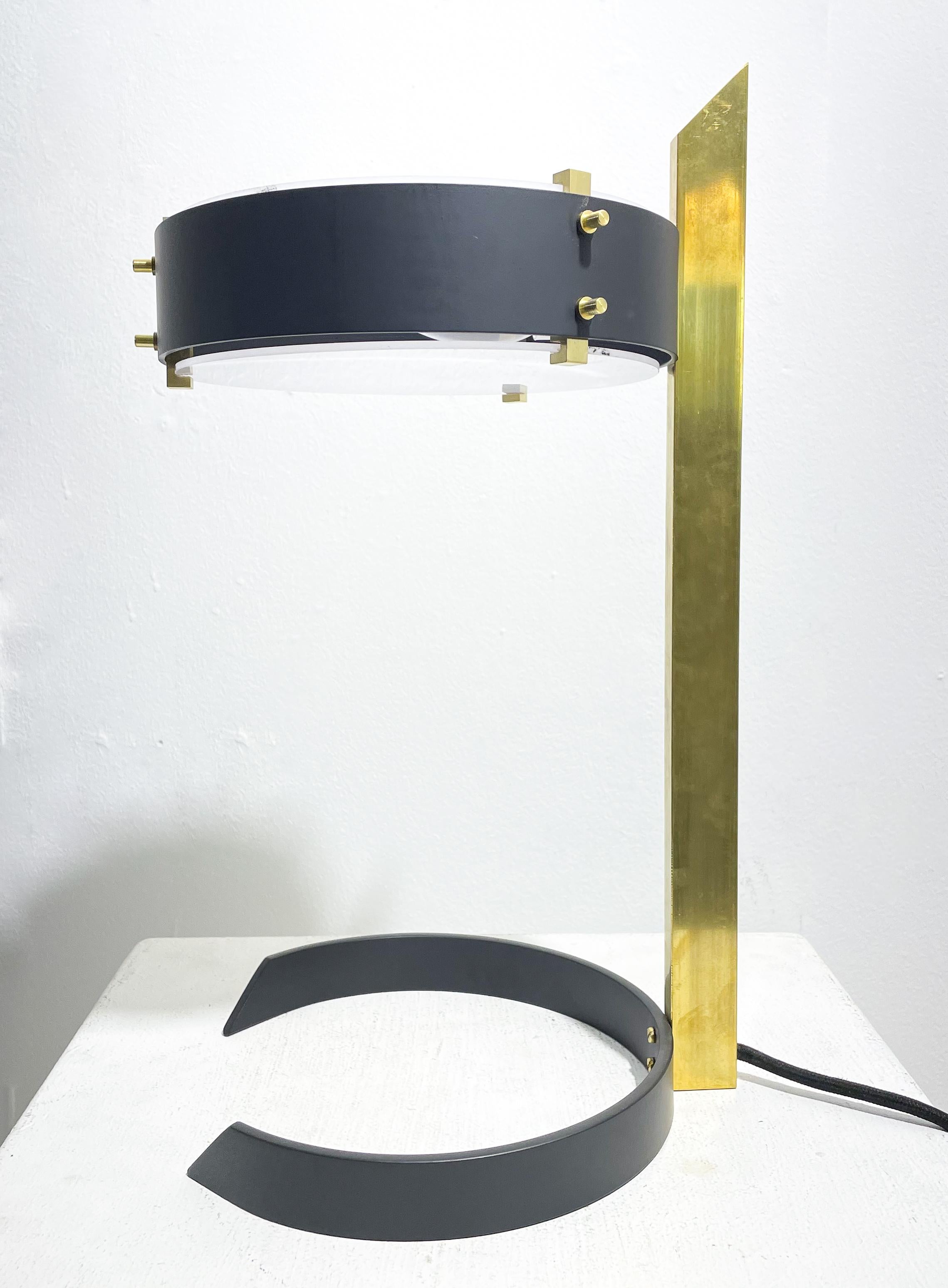 Contemporary Desk Lamp, Brass and Metal, Italy For Sale 1