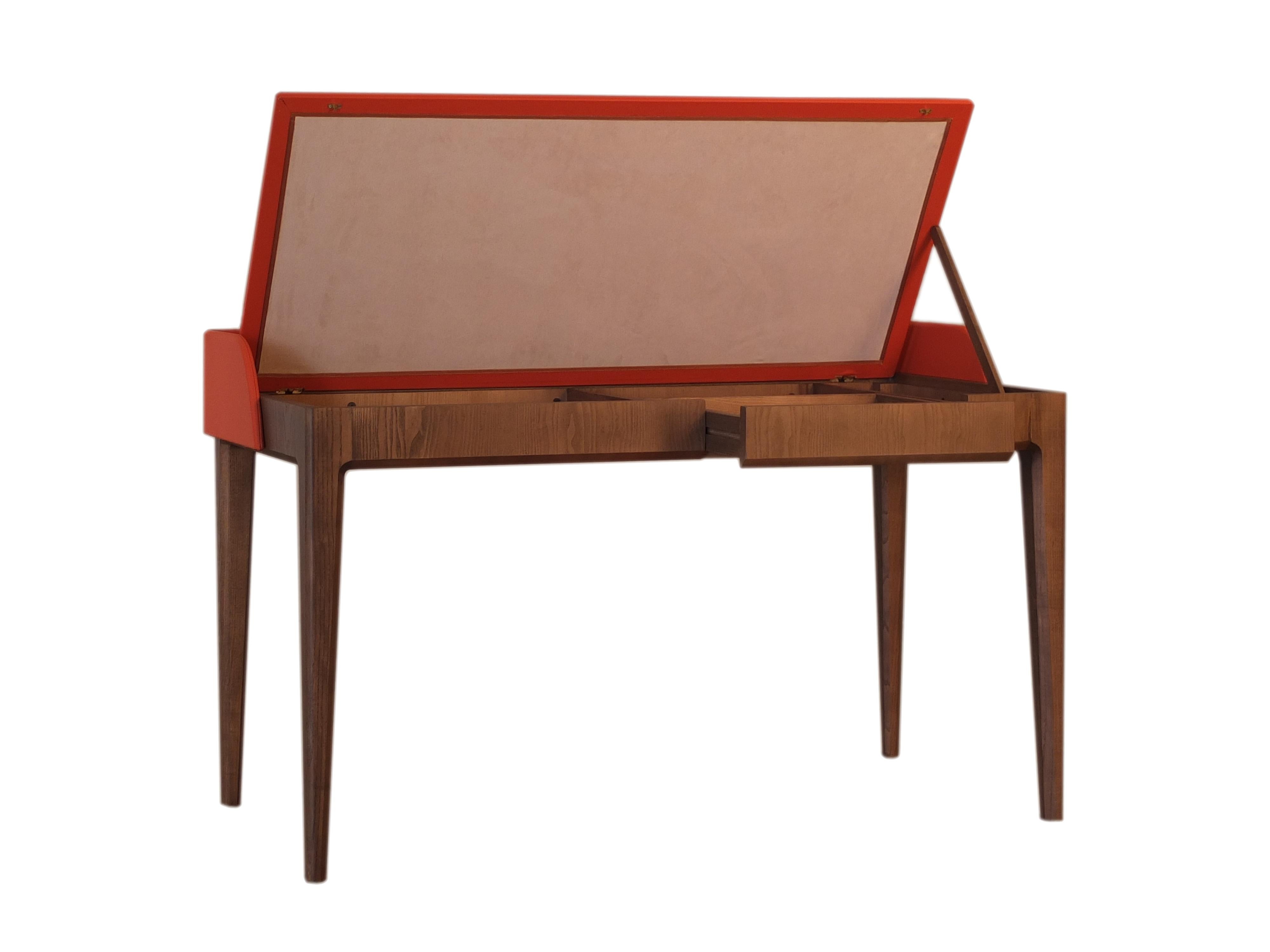 Contemporary Desk Made of Ashwood with Leather Flapping Top, by Morelato 2