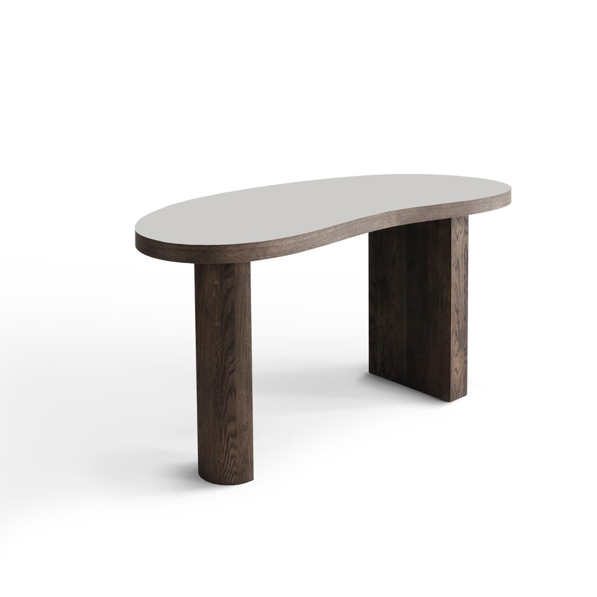 Contemporary Desk Table 'Ms Bean', Smoked Oak, White Tabletop In New Condition For Sale In Paris, FR