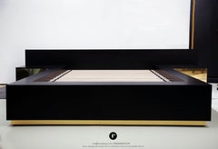 Contemporary Dettifoss Bed frame with bedisde tables, Black, Brass