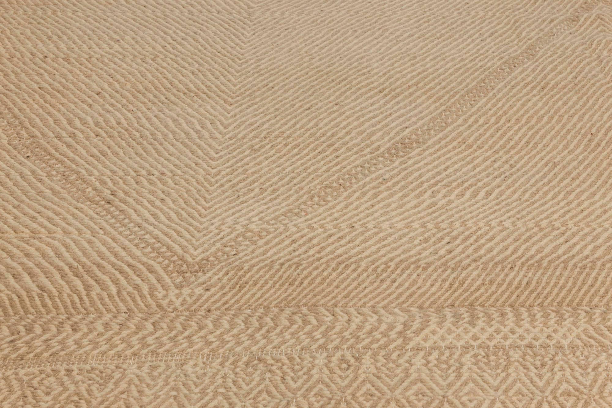 Zeitgenössischer Deux Diamond Beige- und Brauner handgefertigter Wollteppich von Doris Leslie Blau (Handgeknüpft) im Angebot