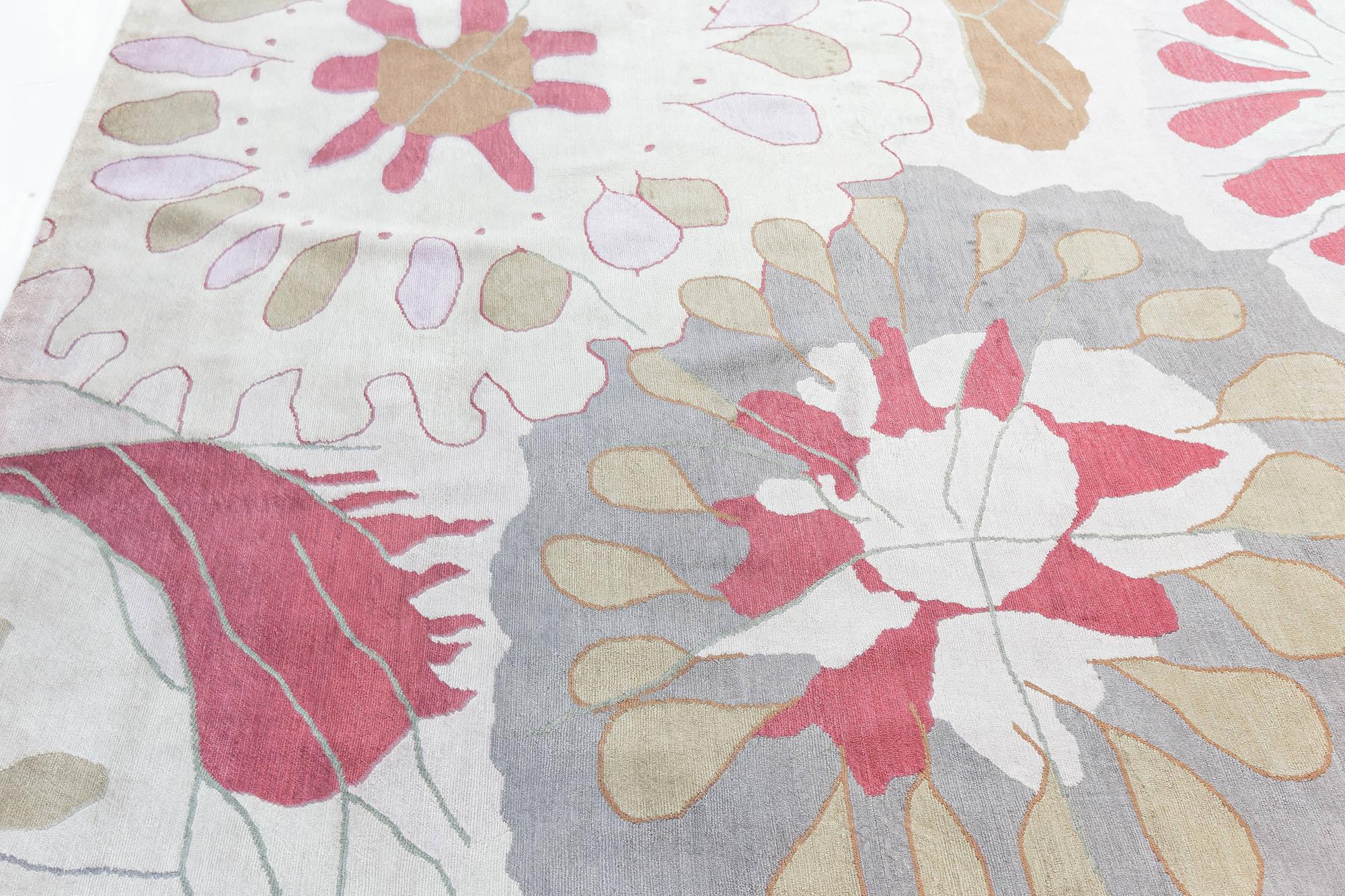 Contemporary Dhalia Handmade Silk Rug by Doris Leslie Blau In New Condition For Sale In New York, NY
