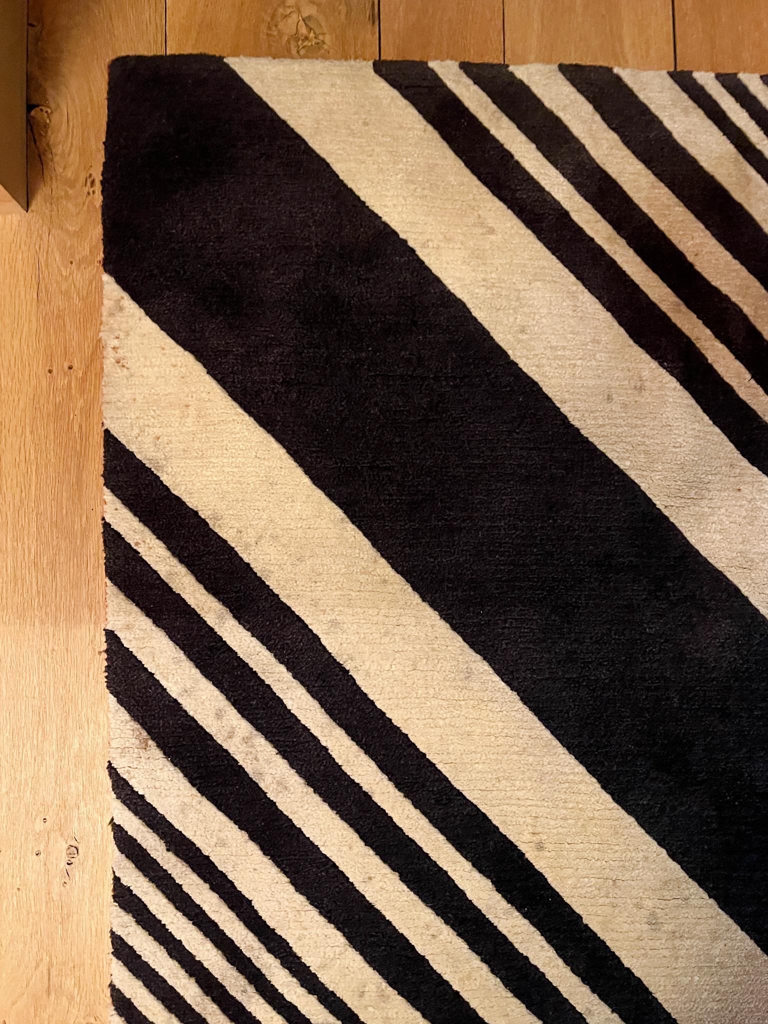 Laine Tapis de course contemporain en laine à rayures diagonales  3' x 9' 10