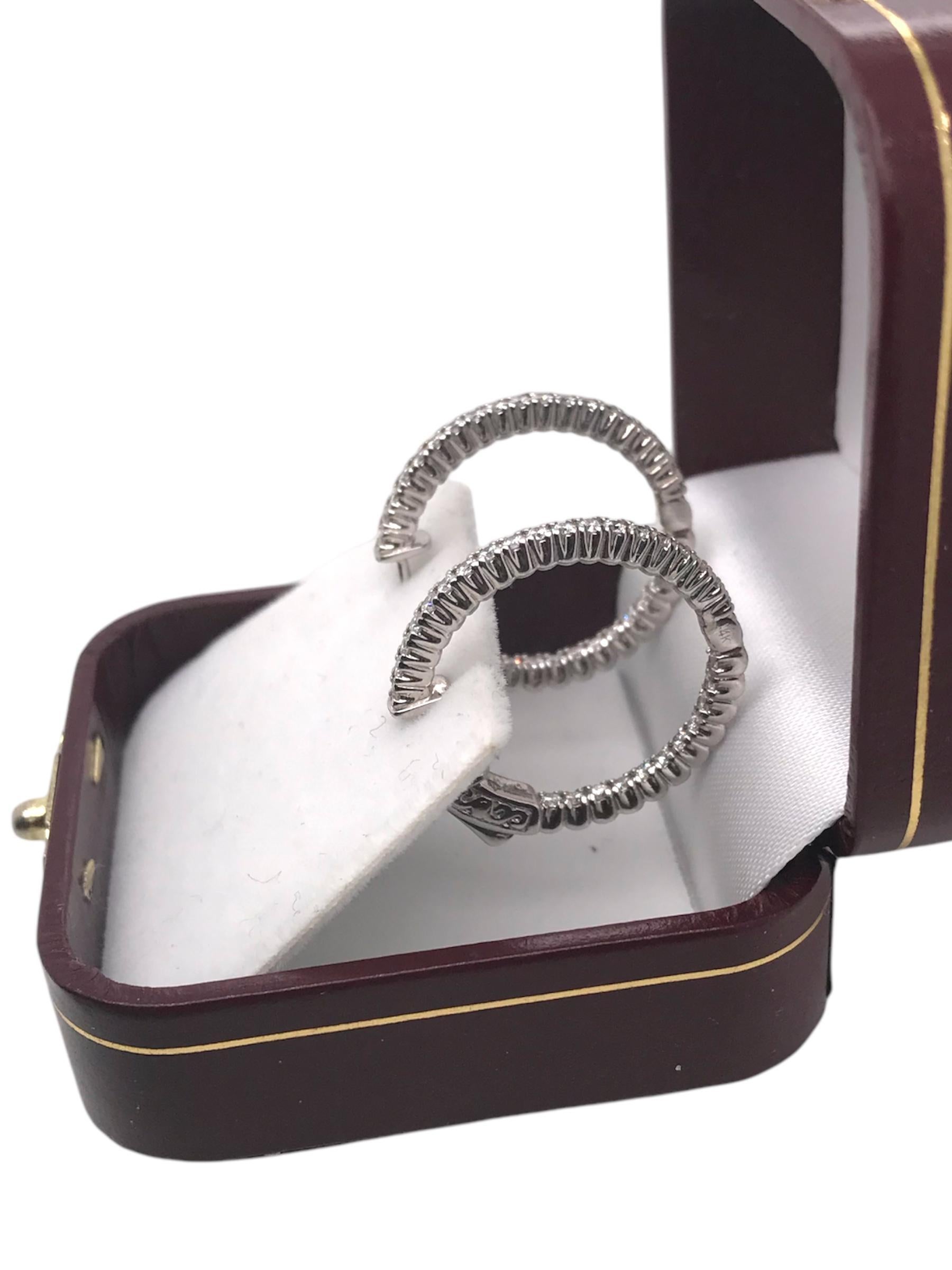 Contemporary Diamond 1.0Ctw Hoop Earrings 14K White Gold For Sale 2
