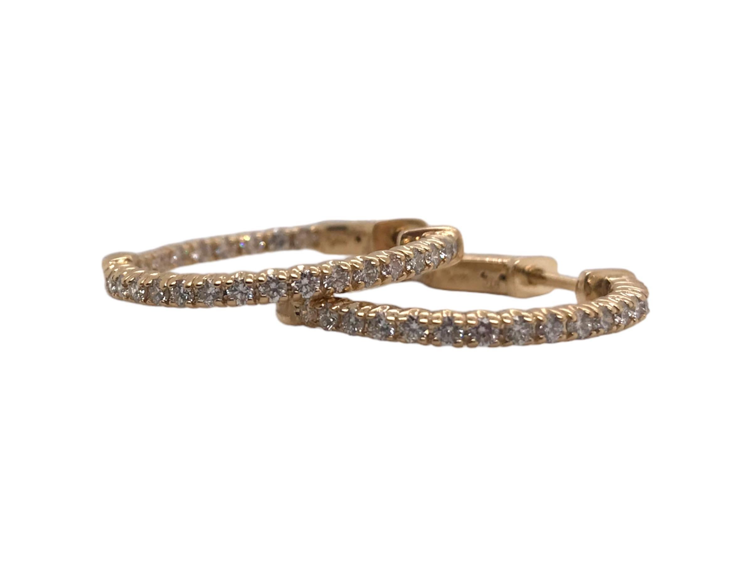 Contemporary Diamond 1.0Ctw Hoop Earrings 14K Yellow Gold In Excellent Condition In Montgomery, AL
