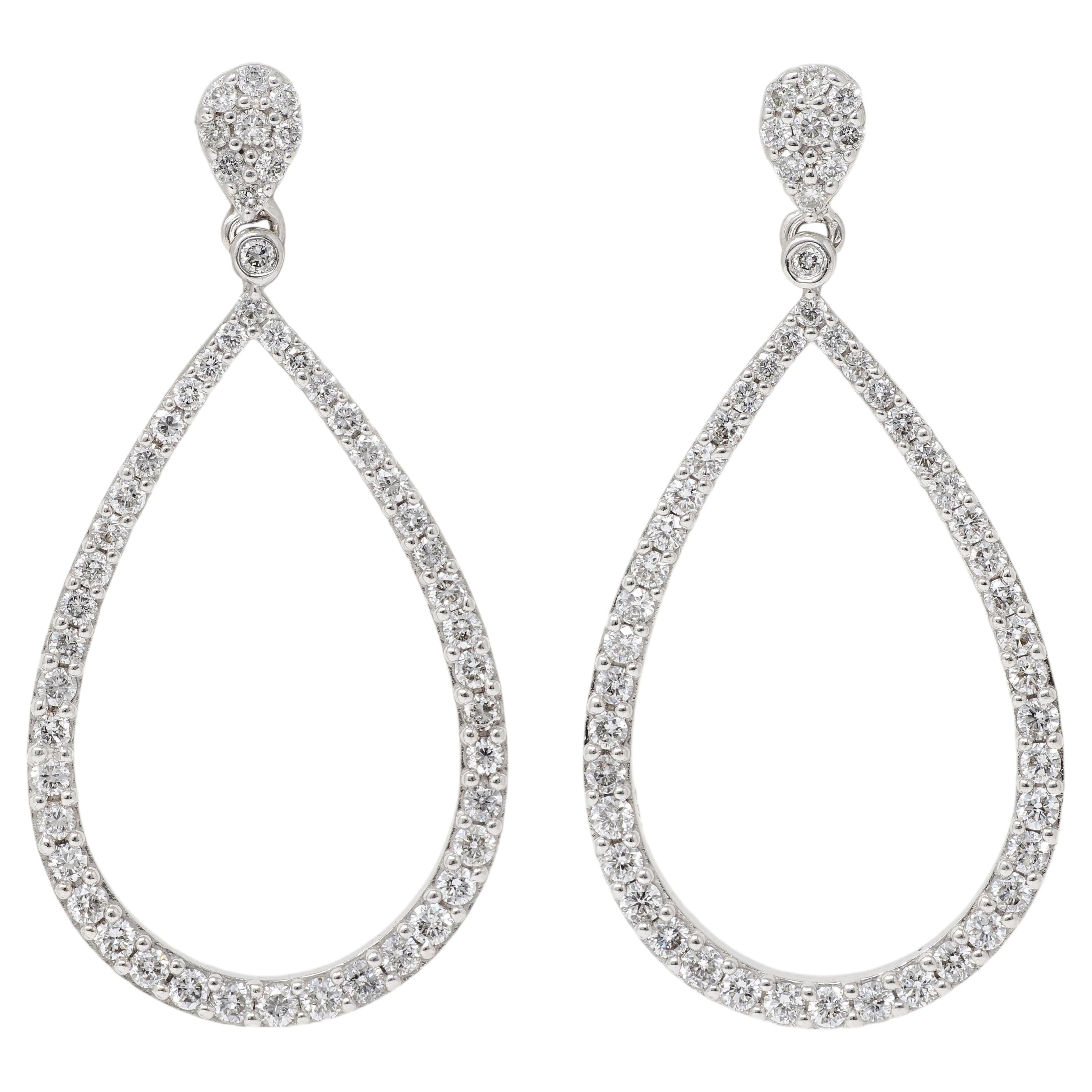 Contemporary Diamond 14 Karat White Gold Pear Drop Earrings For Sale