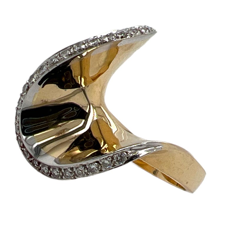 Contemporary Diamond 14 Karat Yellow Gold Curved Estate Cocktail Ring ...