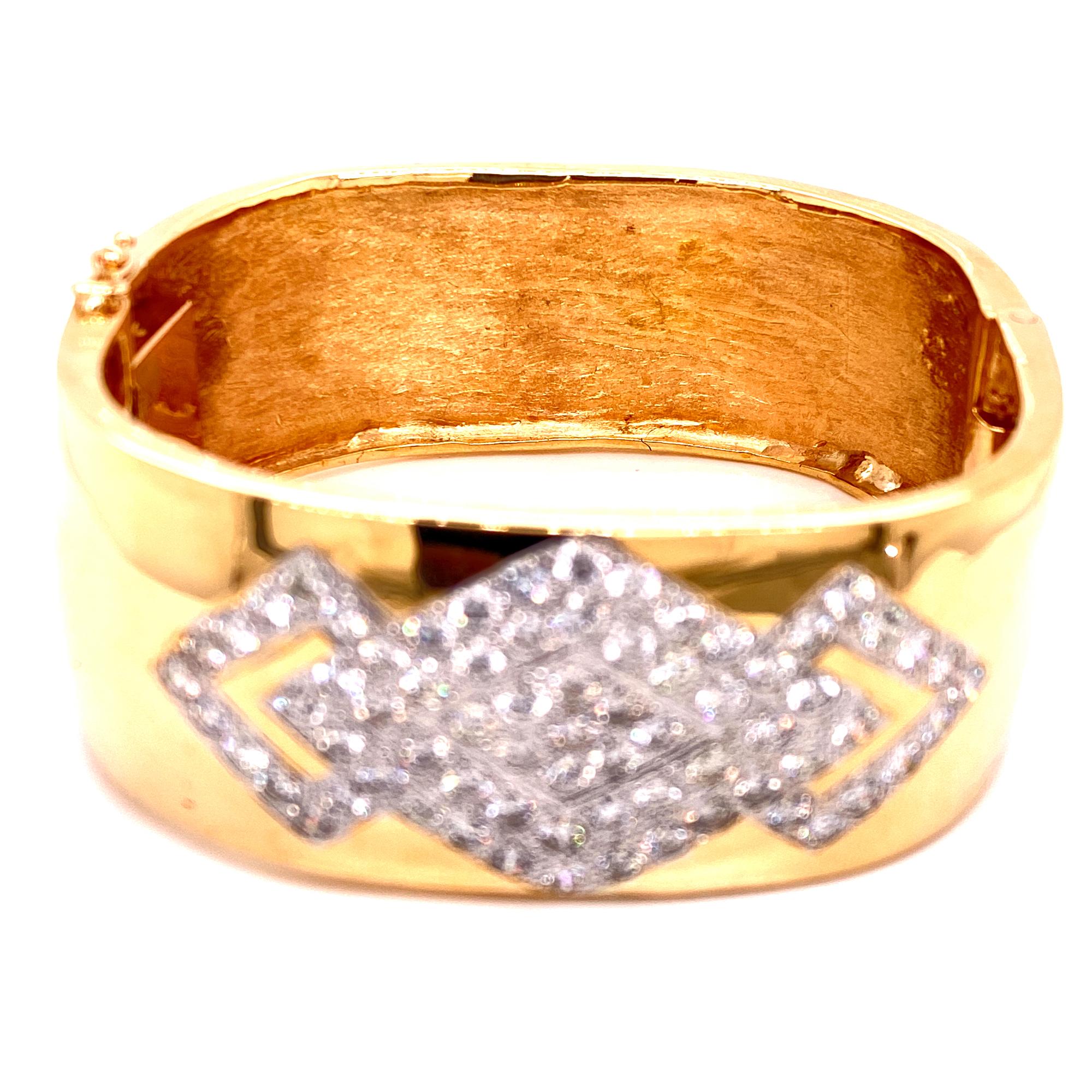 Contemporary Diamond 14 Karat Yellow Gold Wide Bangle Bracelet In Excellent Condition In Boca Raton, FL