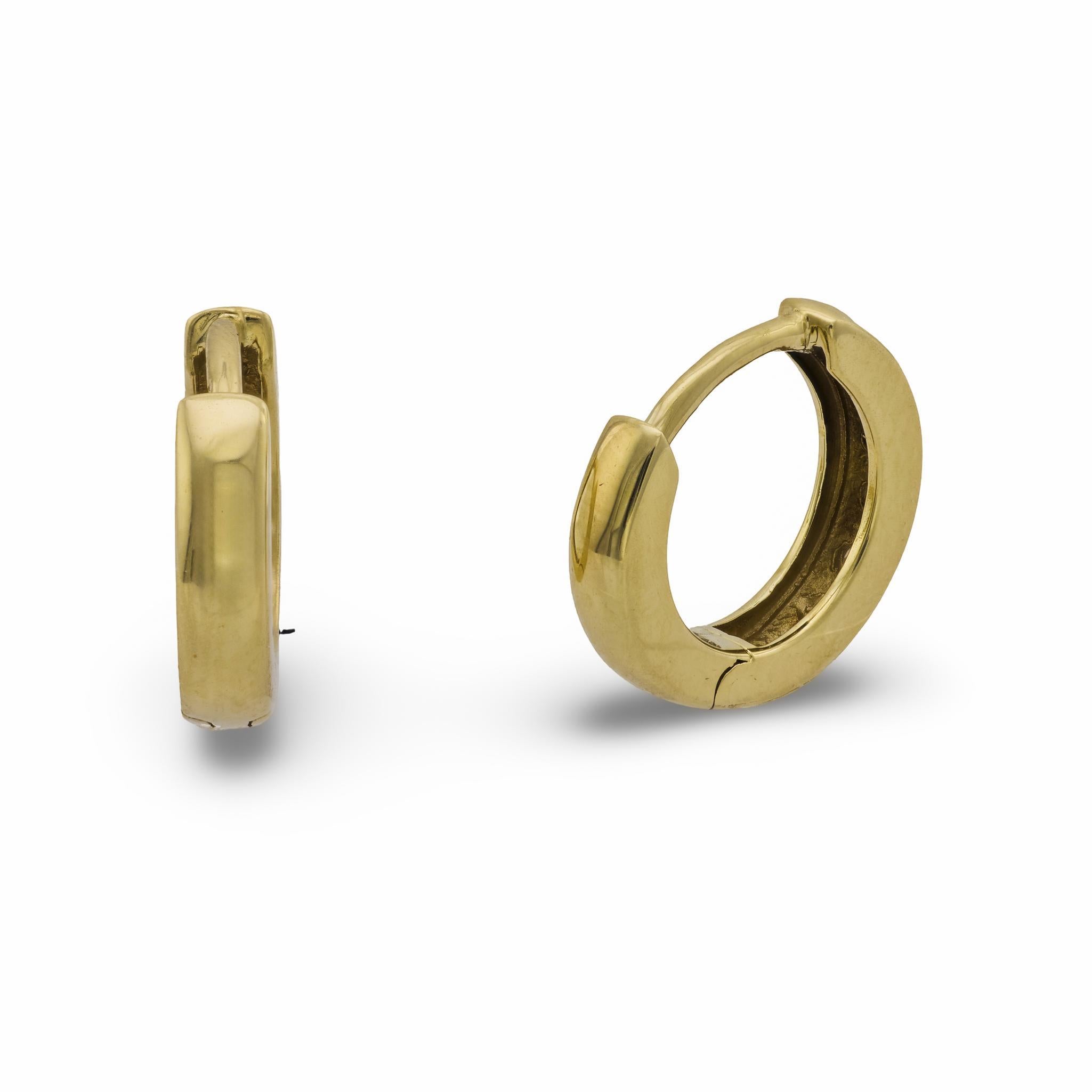 Taille brillant Créoles en or jaune 14k avec diamants contemporains en vente