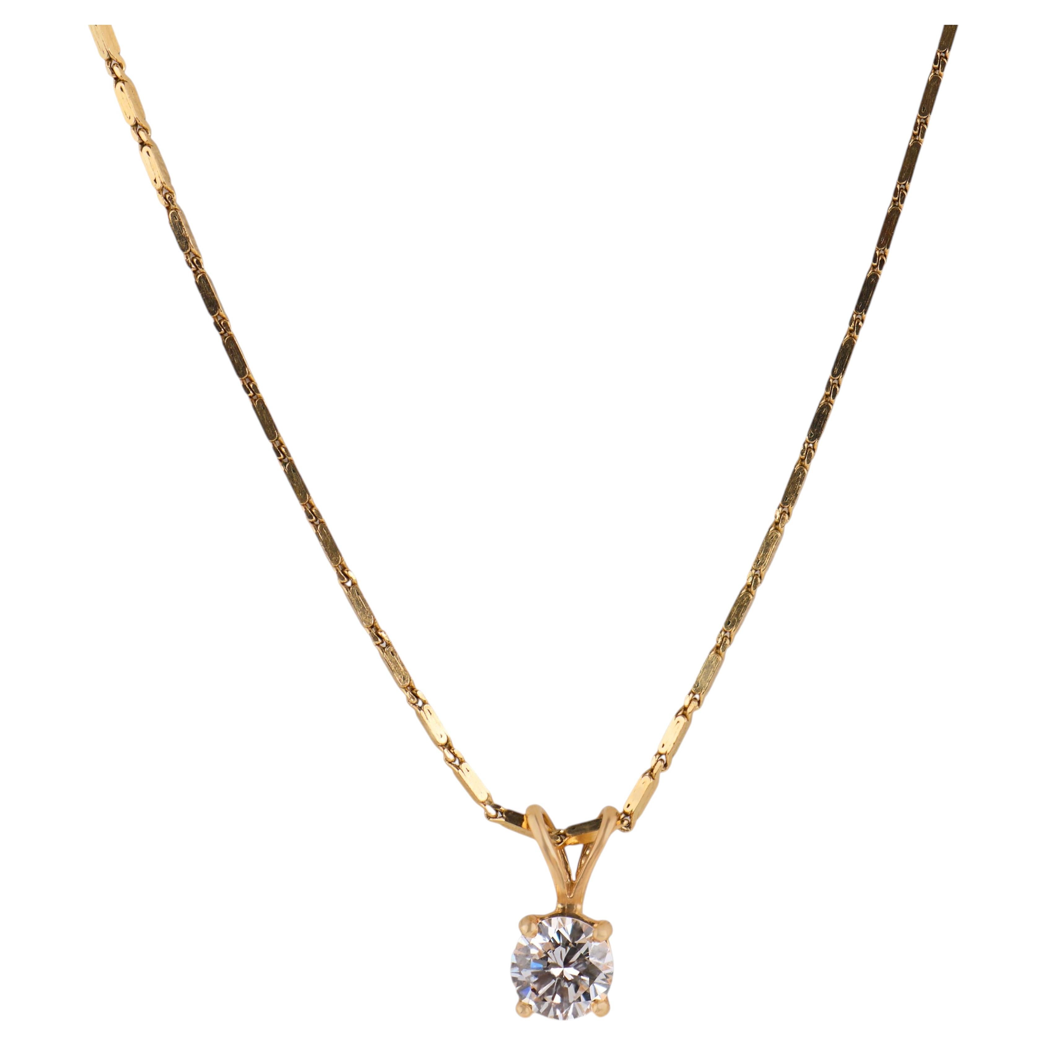 Collana contemporanea con diamanti in oro giallo 14k