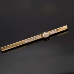 Collana con ciondolo in oro giallo 18 carati e diamanti in stile contemporaneo/moderno