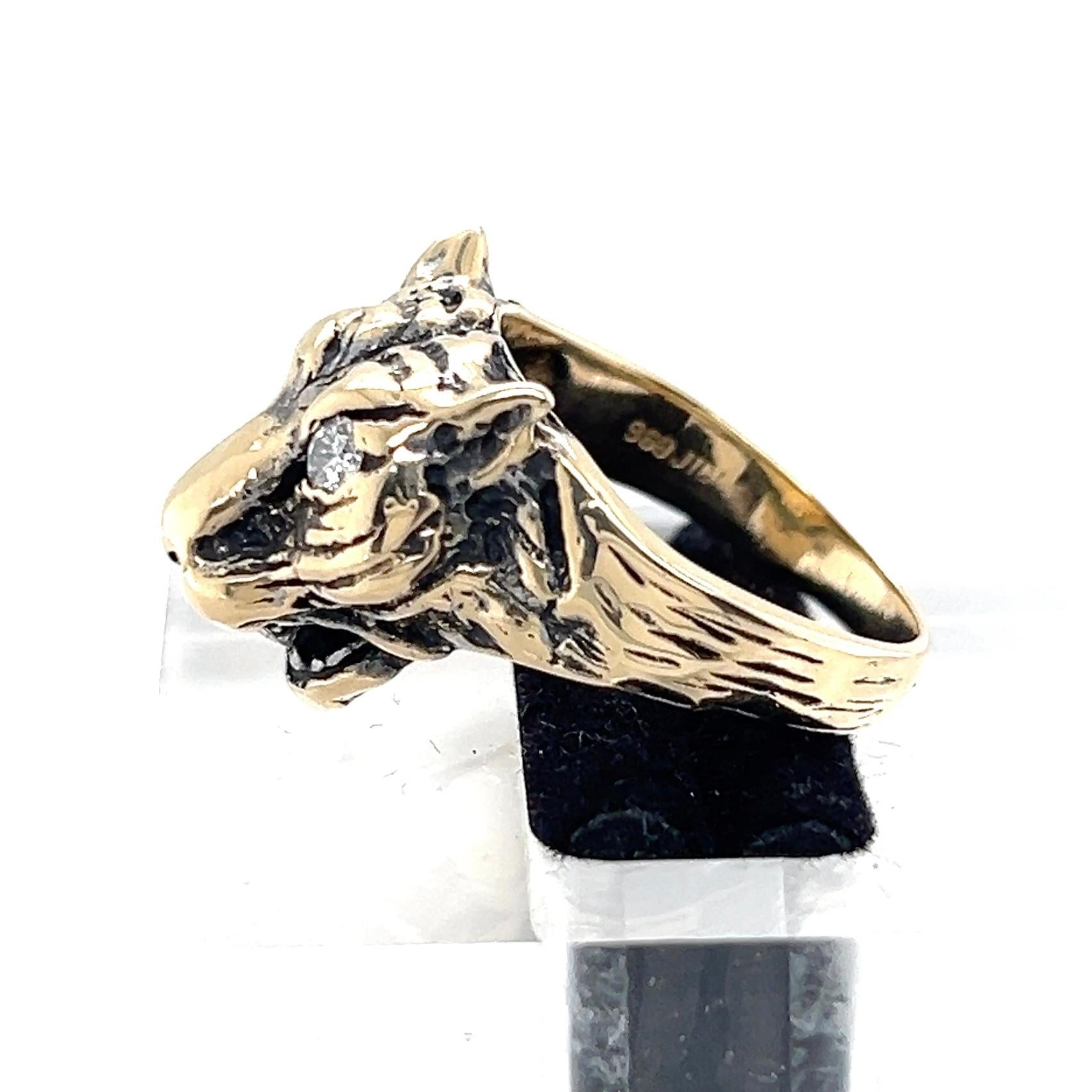 Anillo Contemporáneo con Diamantes y Cabeza de Tigre en Oro Amarillo de 14k en venta 2
