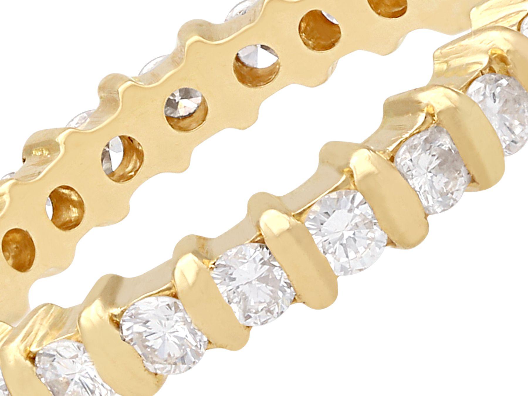 Taille ronde Bague d'éternité complète en or jaune et diamants taille L 1/2 en vente