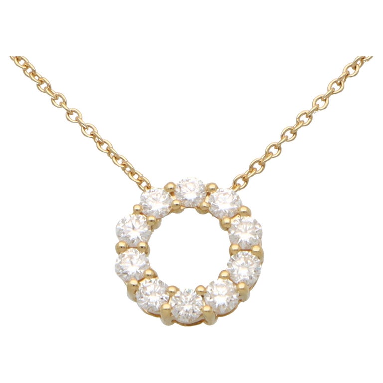 Contemporary Diamond Circle Pendant Set in 18k Yellow Gold For Sale at