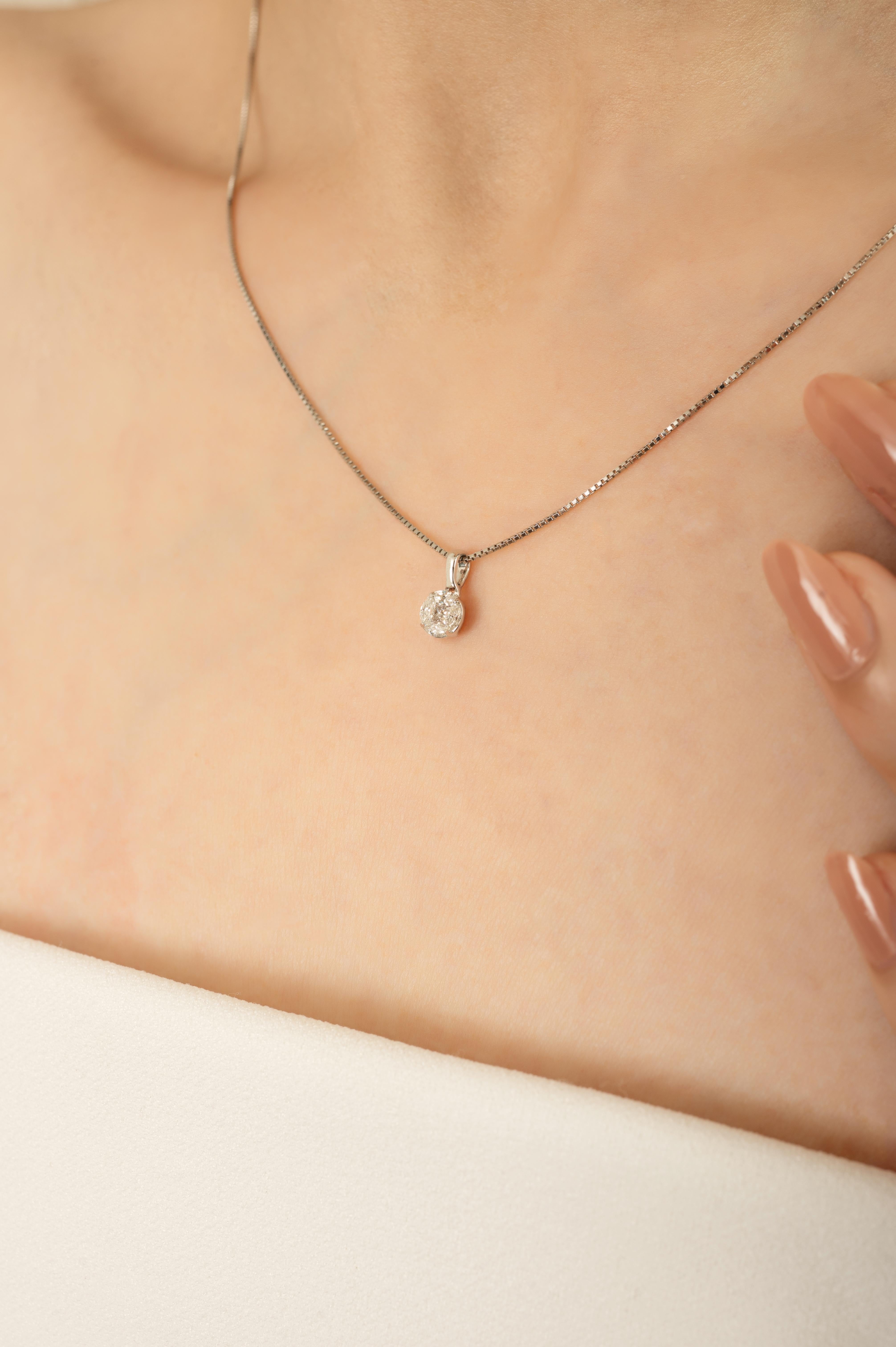 Taille mixte Pendentif en or blanc 14K avec grappe de diamants contemporaine Cadeau pour elle en vente