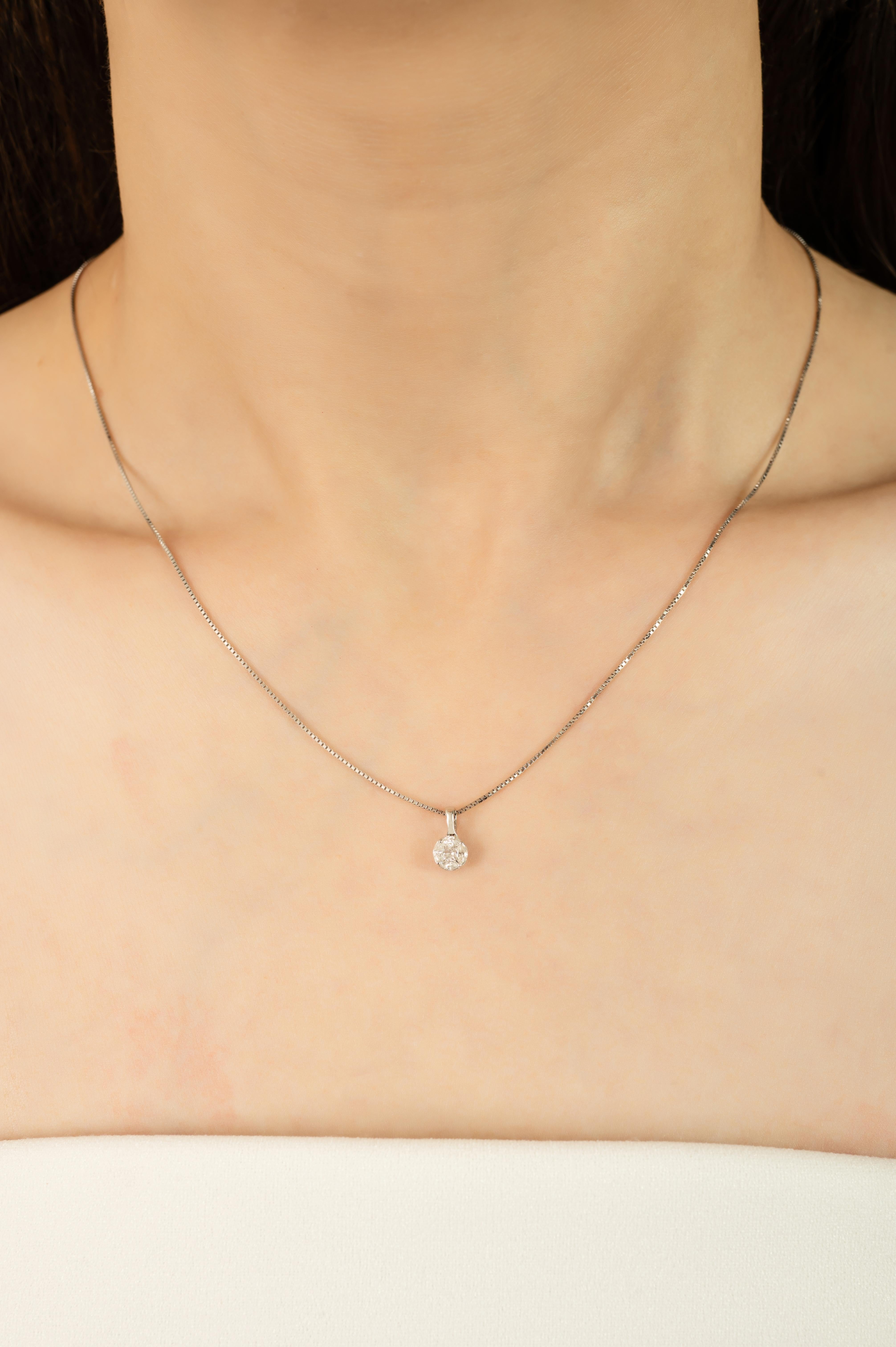 Pendentif en or blanc 14K avec grappe de diamants contemporaine Cadeau pour elle en vente 2