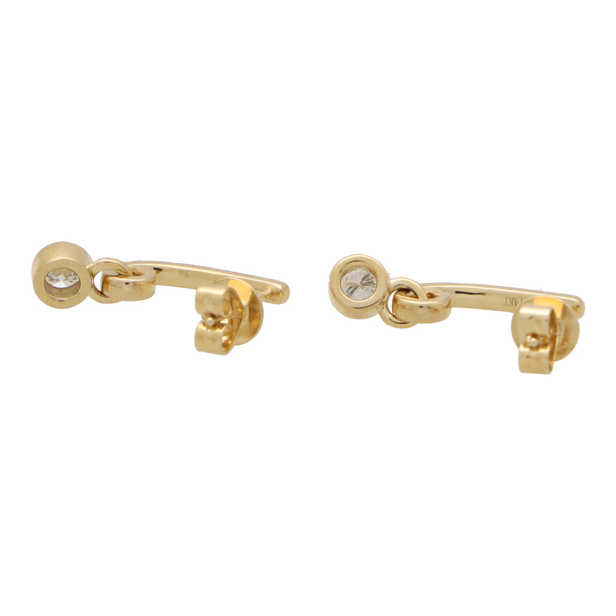  Boucles d'oreilles contemporaines en or jaune 14k avec pendentifs et diamants Unisexe en vente