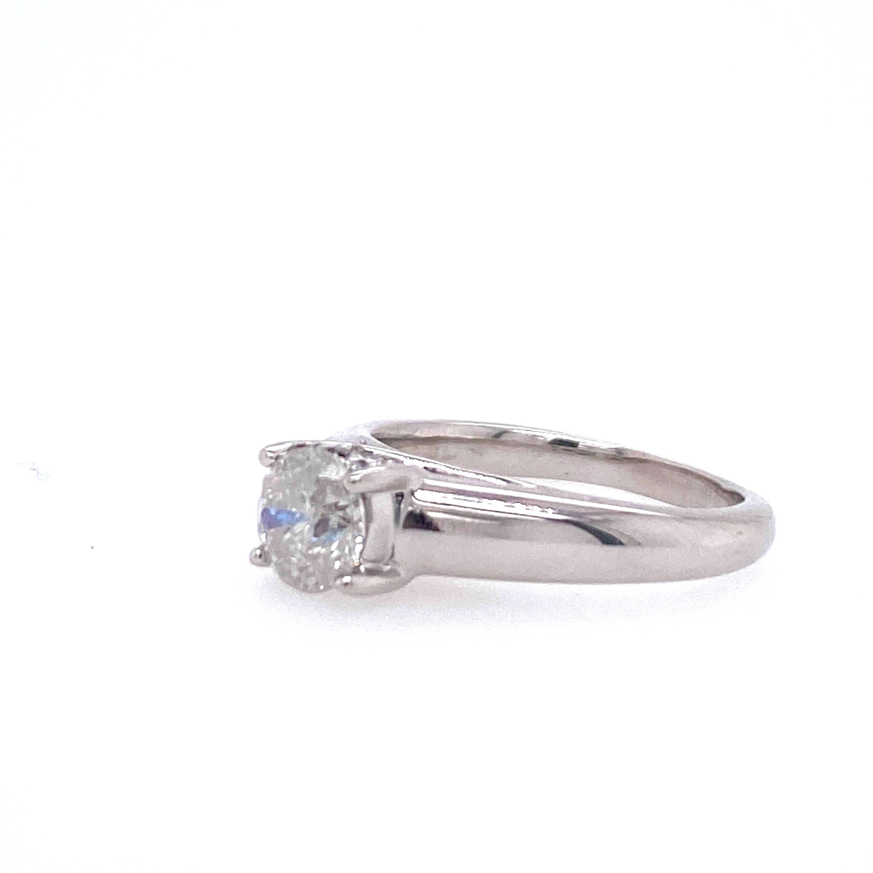 contemporary diamond ring