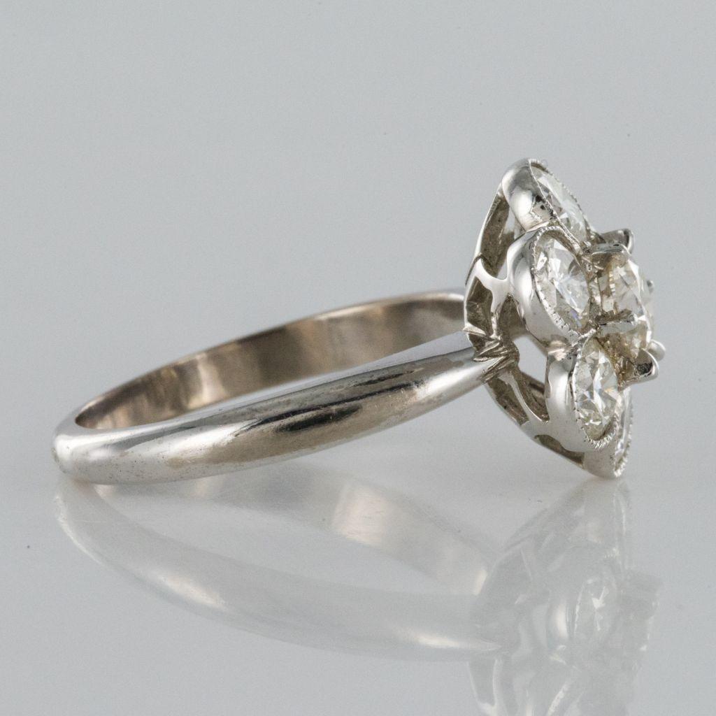 Women's Contemporary Diamond 18 Karat White Gold Cluster Ring For Sale