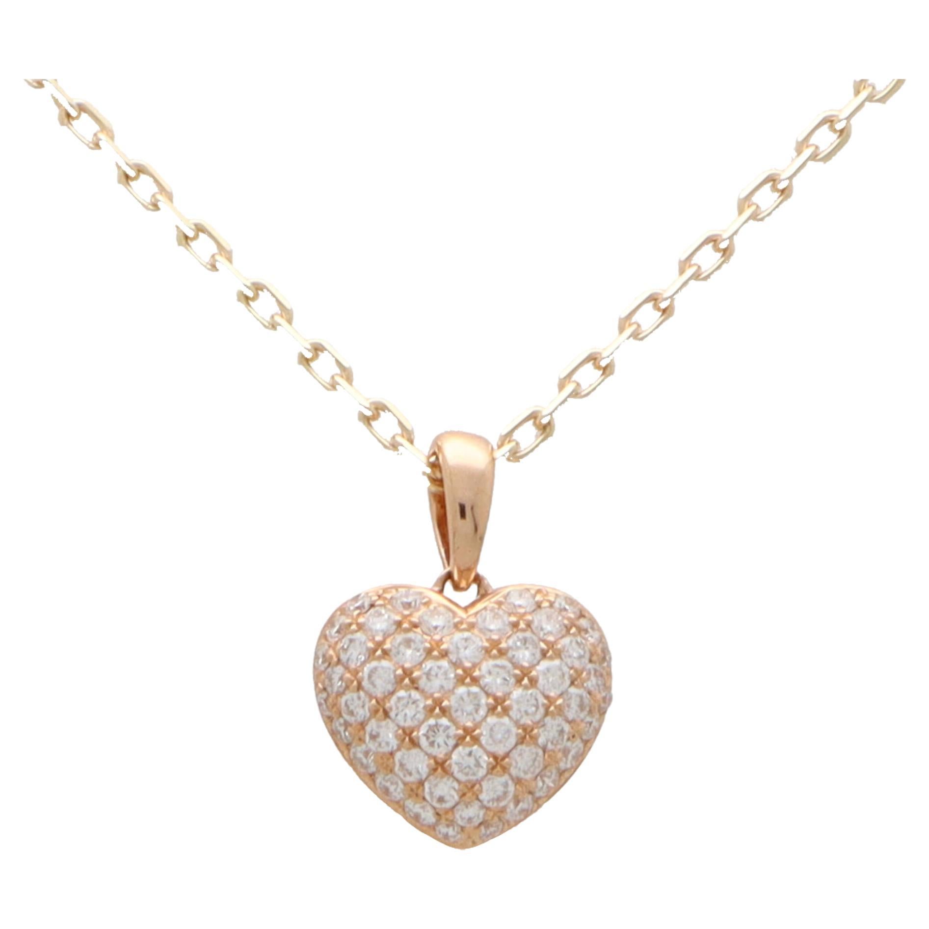 Contemporary Diamond Heart Pendant Charm in 18k Rose Gold For Sale at