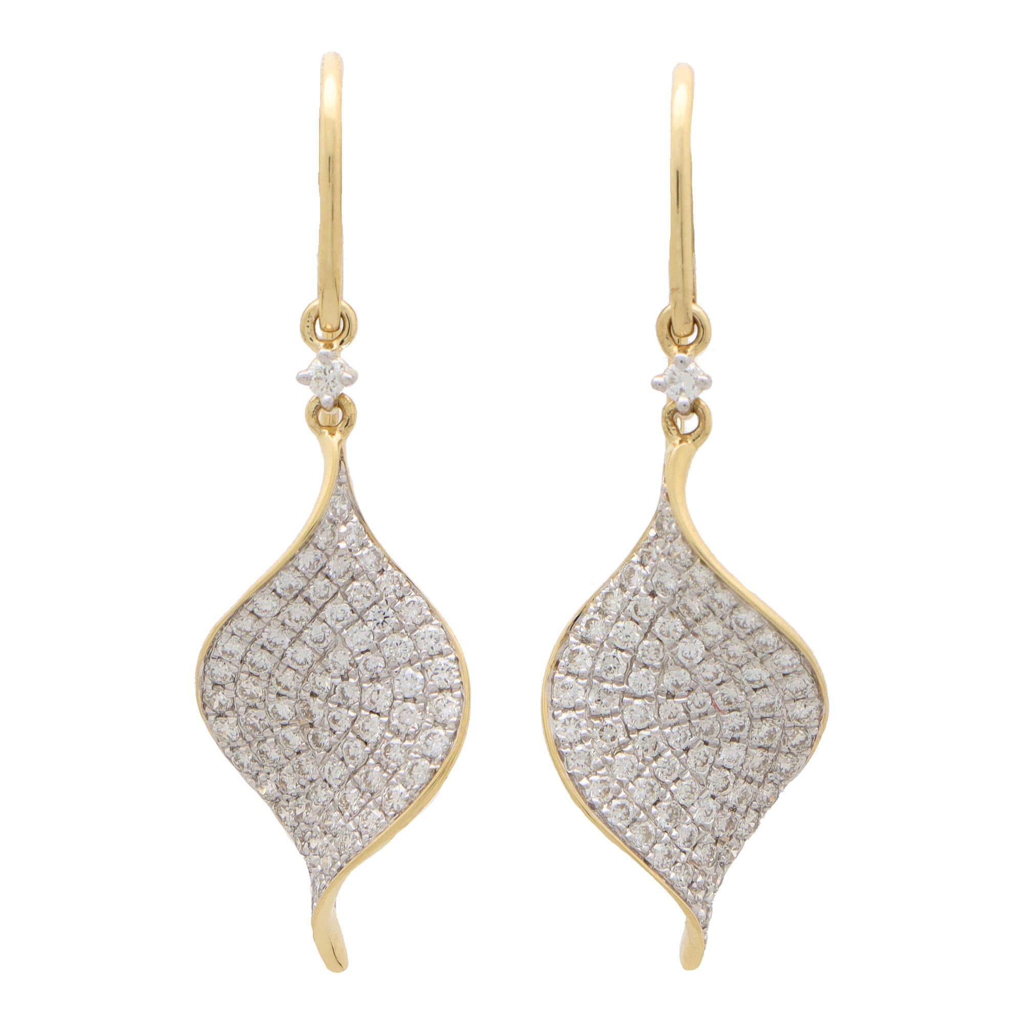 Round Cut Contemporary Diamond Leaf Drop Earrings in 18k Yellow Gold For Sale