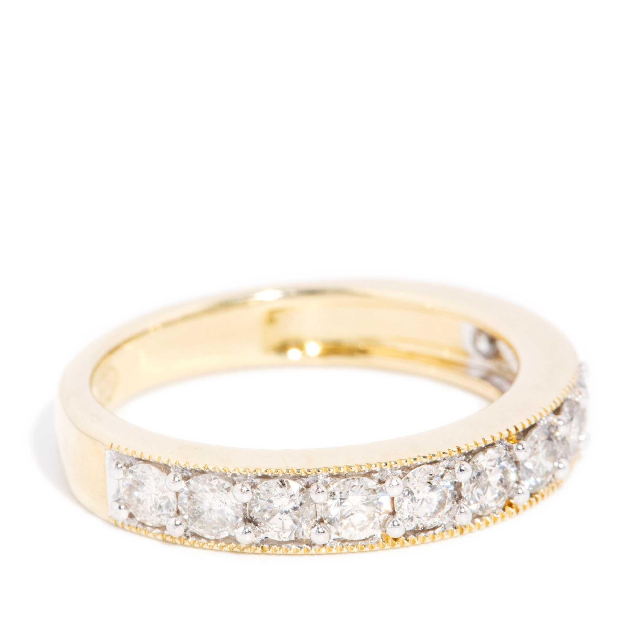 Zeitgenössischer Diamant-Dauerring mit Maserung 9 Karat Gelbgold (Brillantschliff) im Angebot