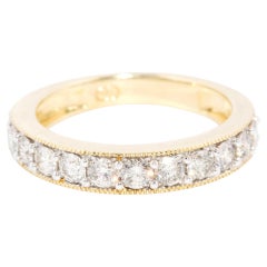 Zeitgenössischer Diamant-Dauerring mit Maserung 9 Karat Gelbgold