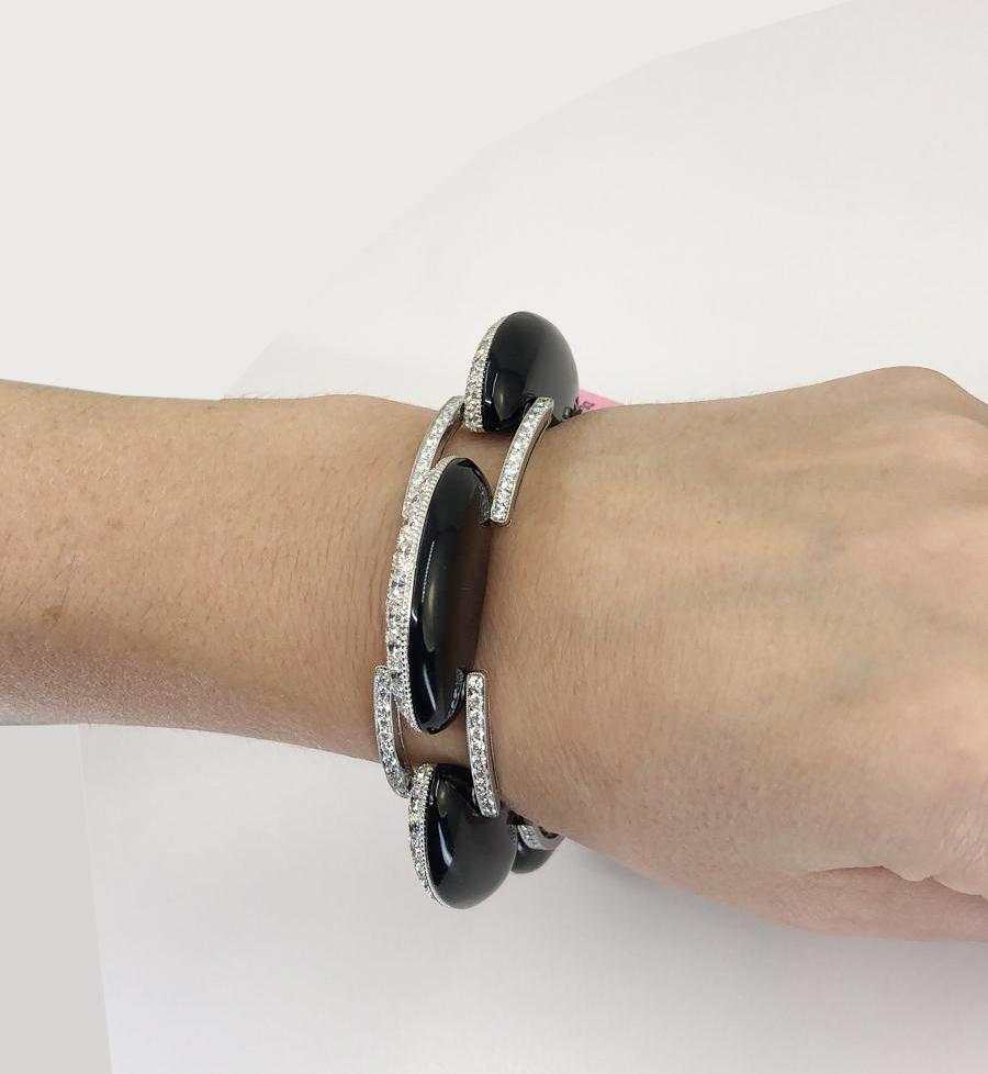 Pulsera Eslabón Bombe Contemporánea Platino Ónice Diamante en Bueno estado para la venta en New York, NY