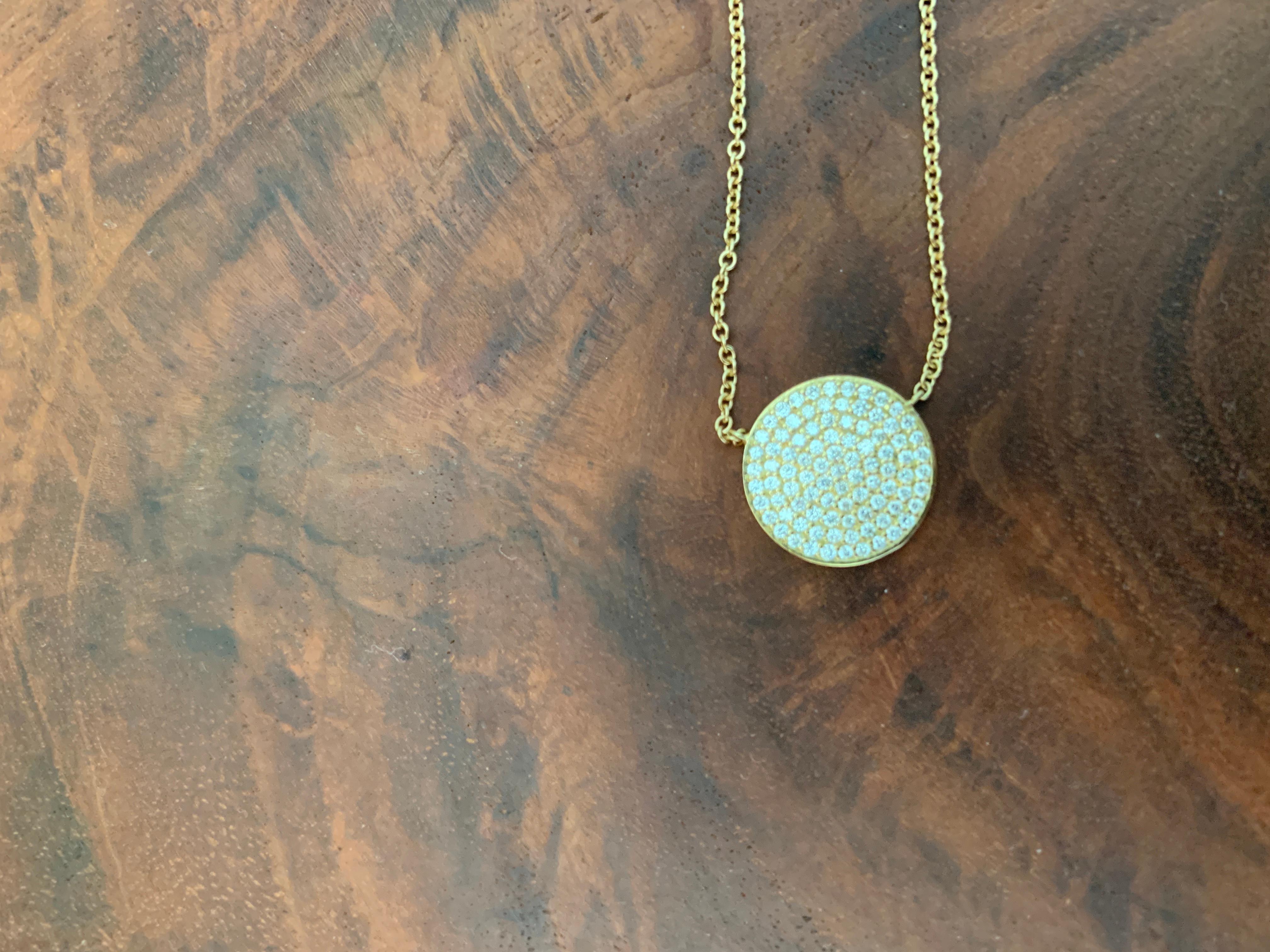 Contemporary Diamond Pave Gold Disk Necklace  In Excellent Condition For Sale In Los Angeles, CA
