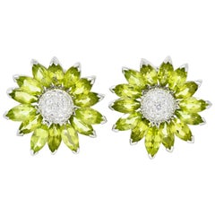 Contemporary Diamond Peridot 18 Karat White Gold Radiating Floral Earrings
